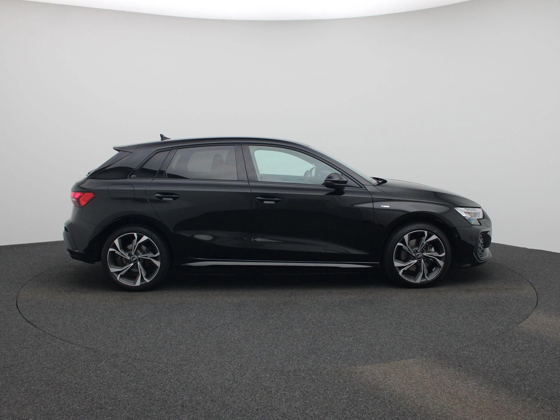 Audi A3 Sportback 40 TFSI e S edition 204 PK