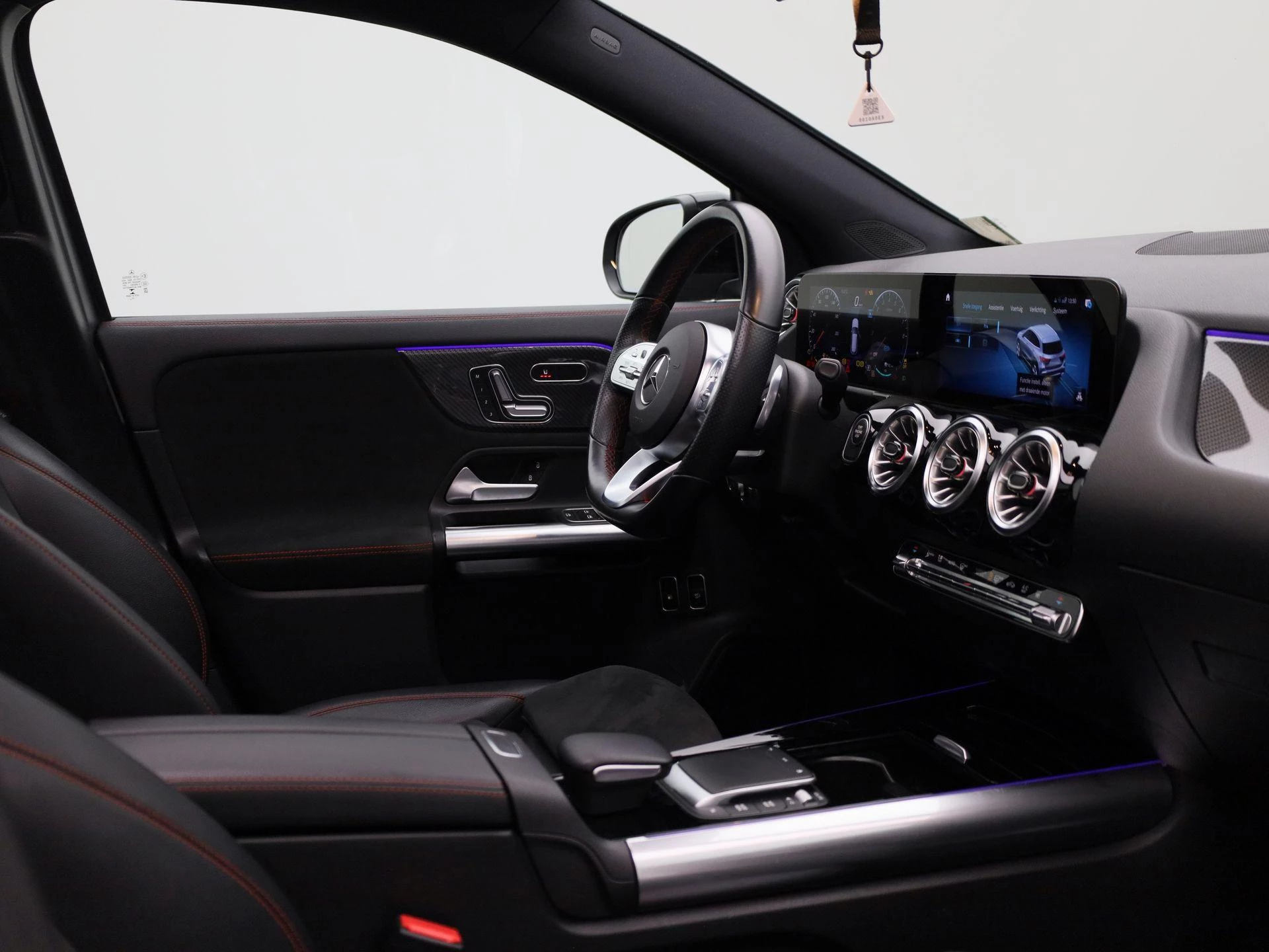 Mercedes-Benz GLA 250 e Business Solution AMG Limited