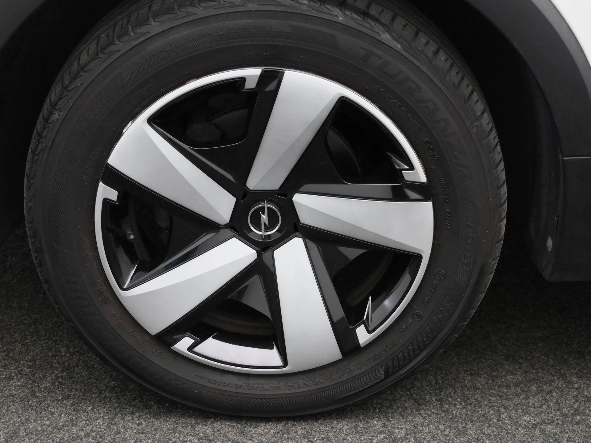 Opel-Crossland-image-11