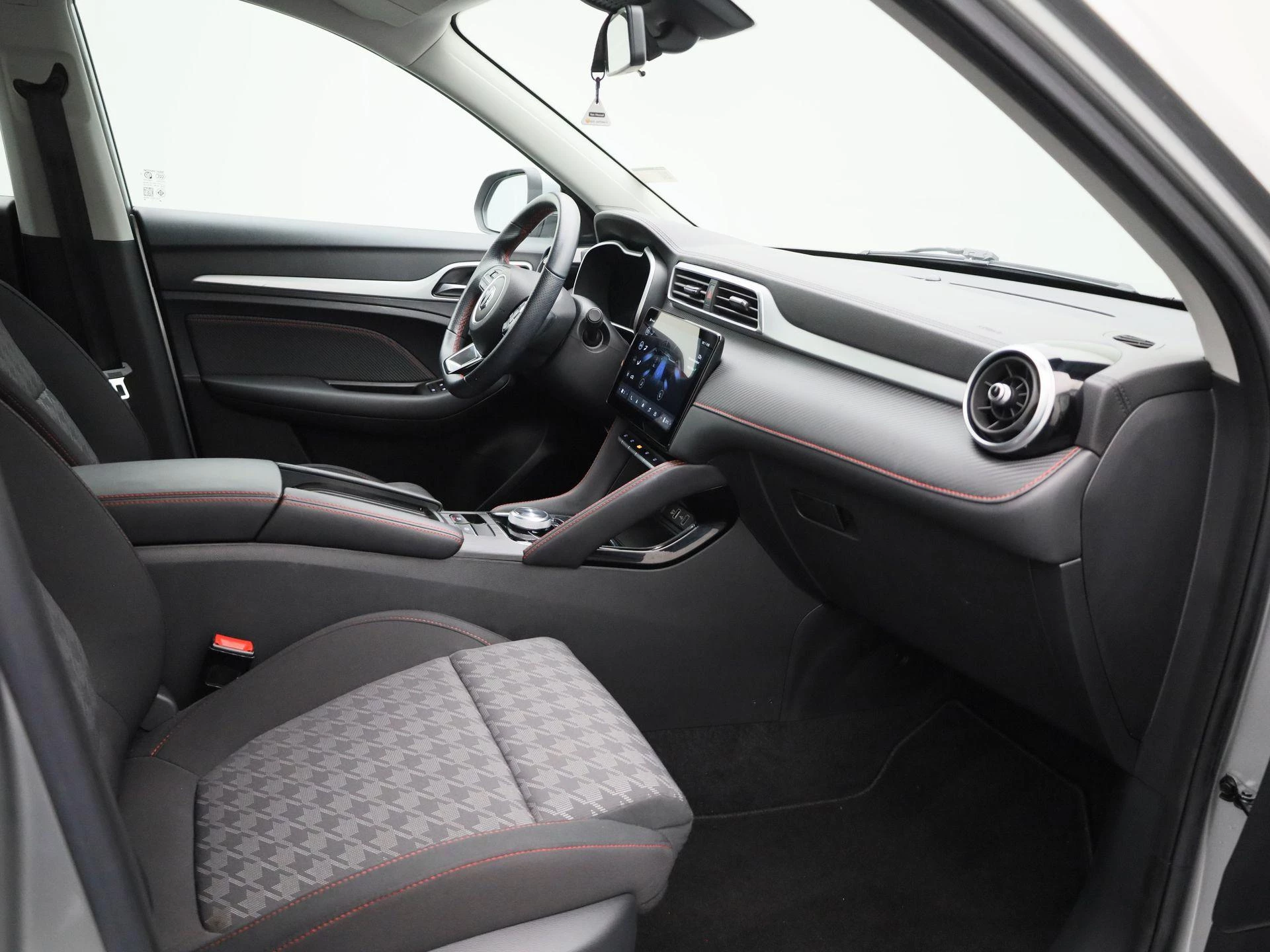 MG-ZS EV-image-28