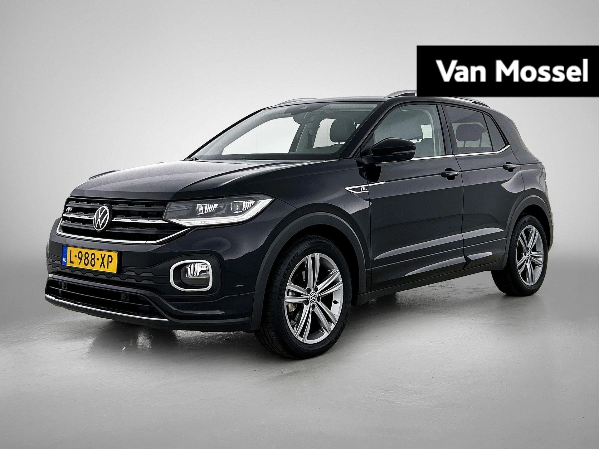 Volkswagen-T-Cross-image-0