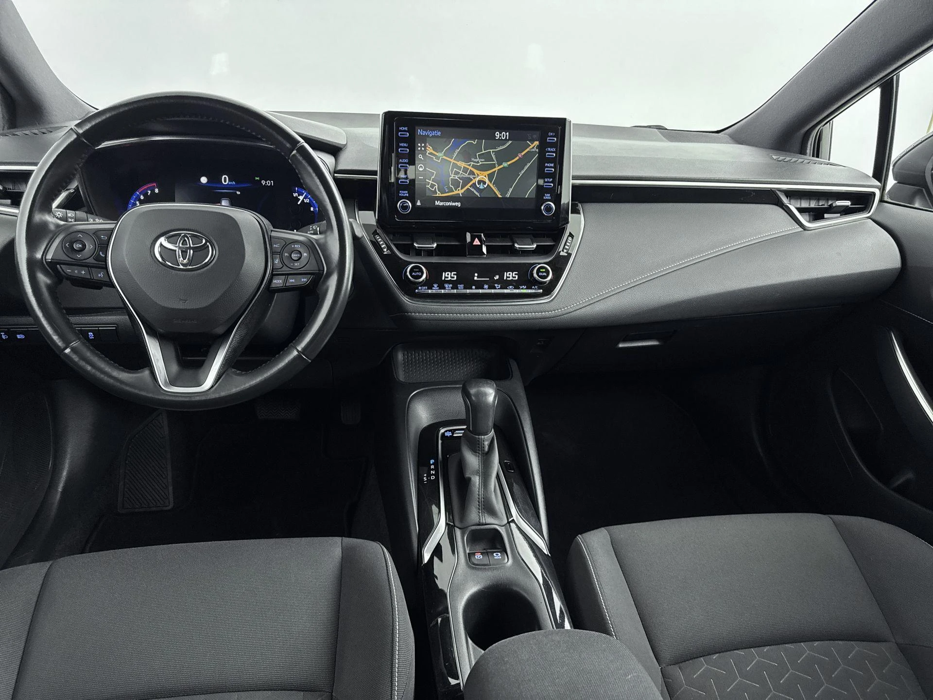Toyota-Corolla Touring Sports-image-17