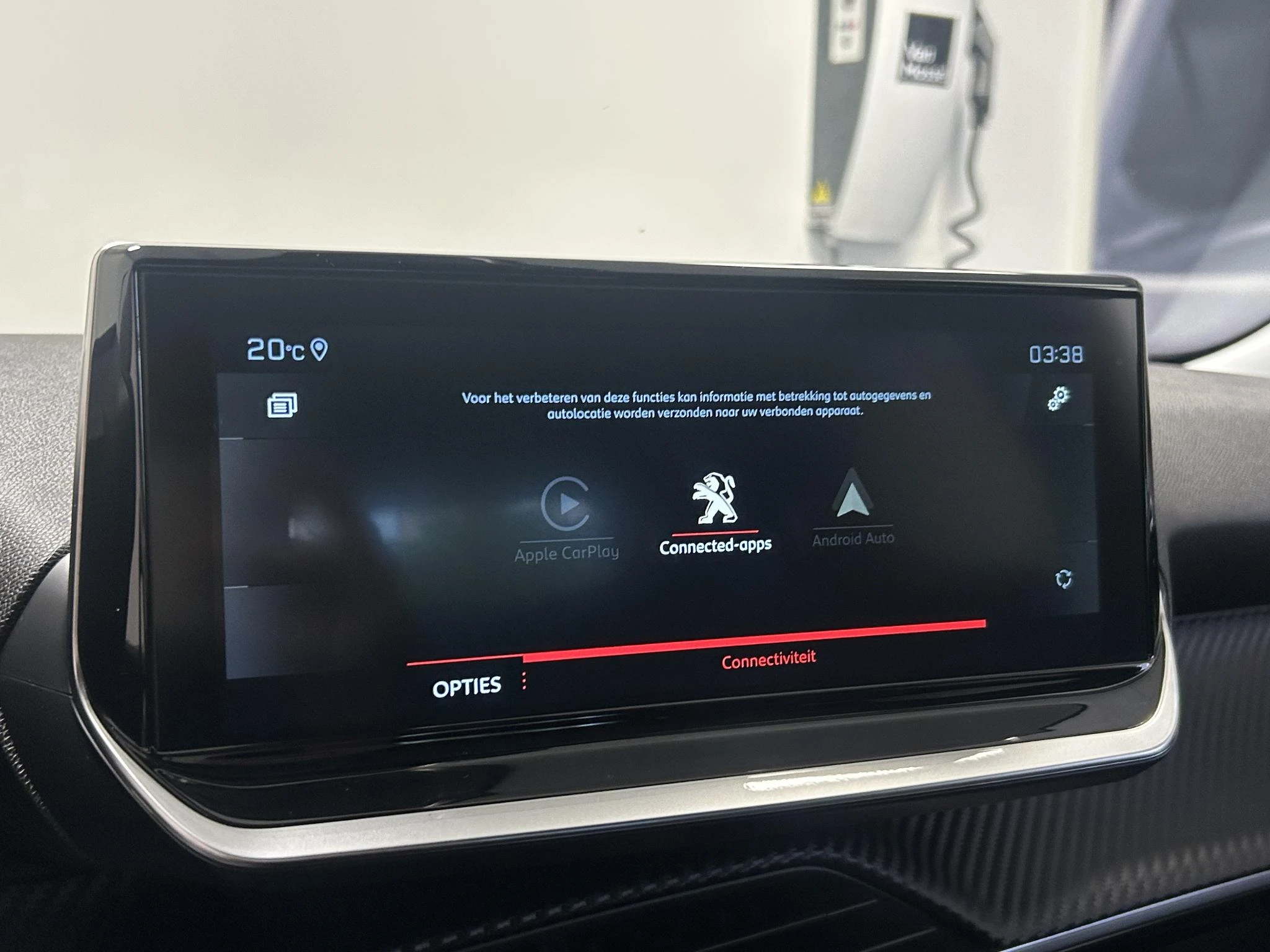 Peugeot-2008-image-11