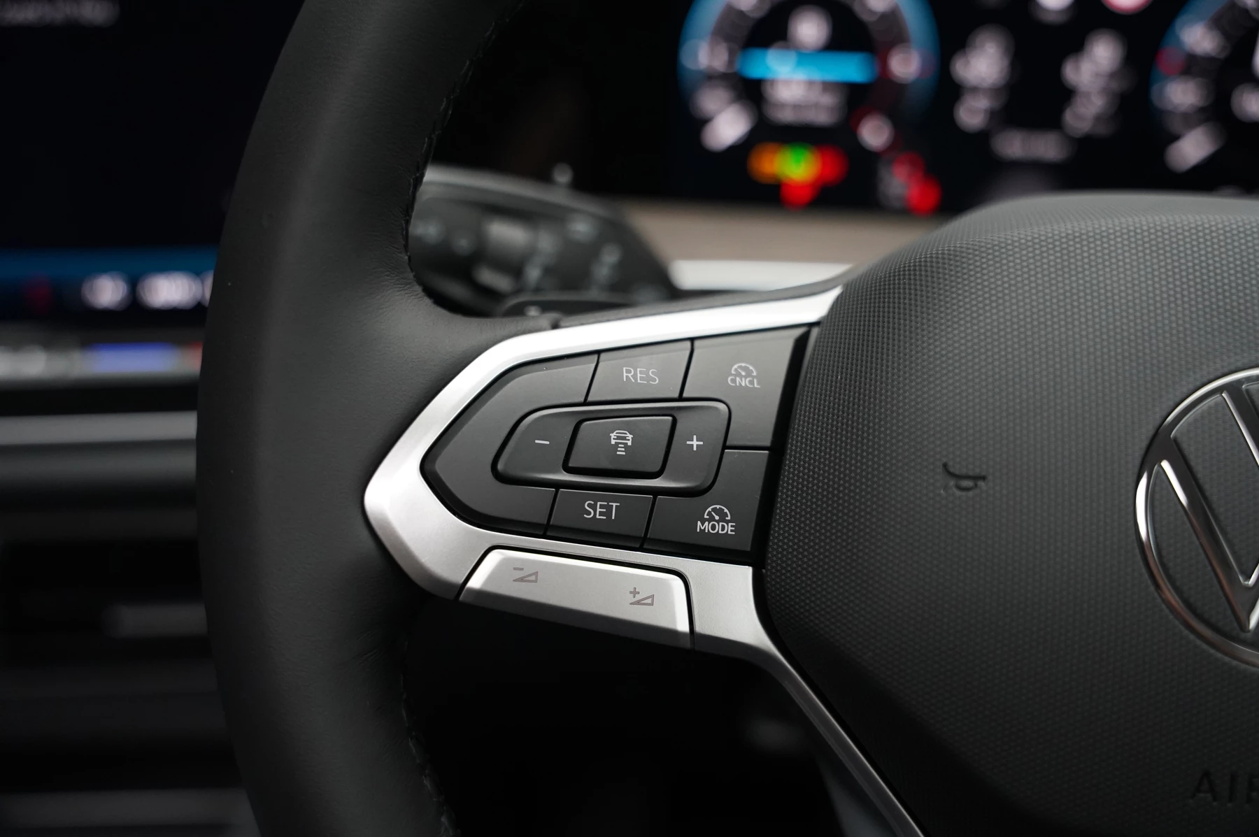 Volkswagen-Tayron-image-16
