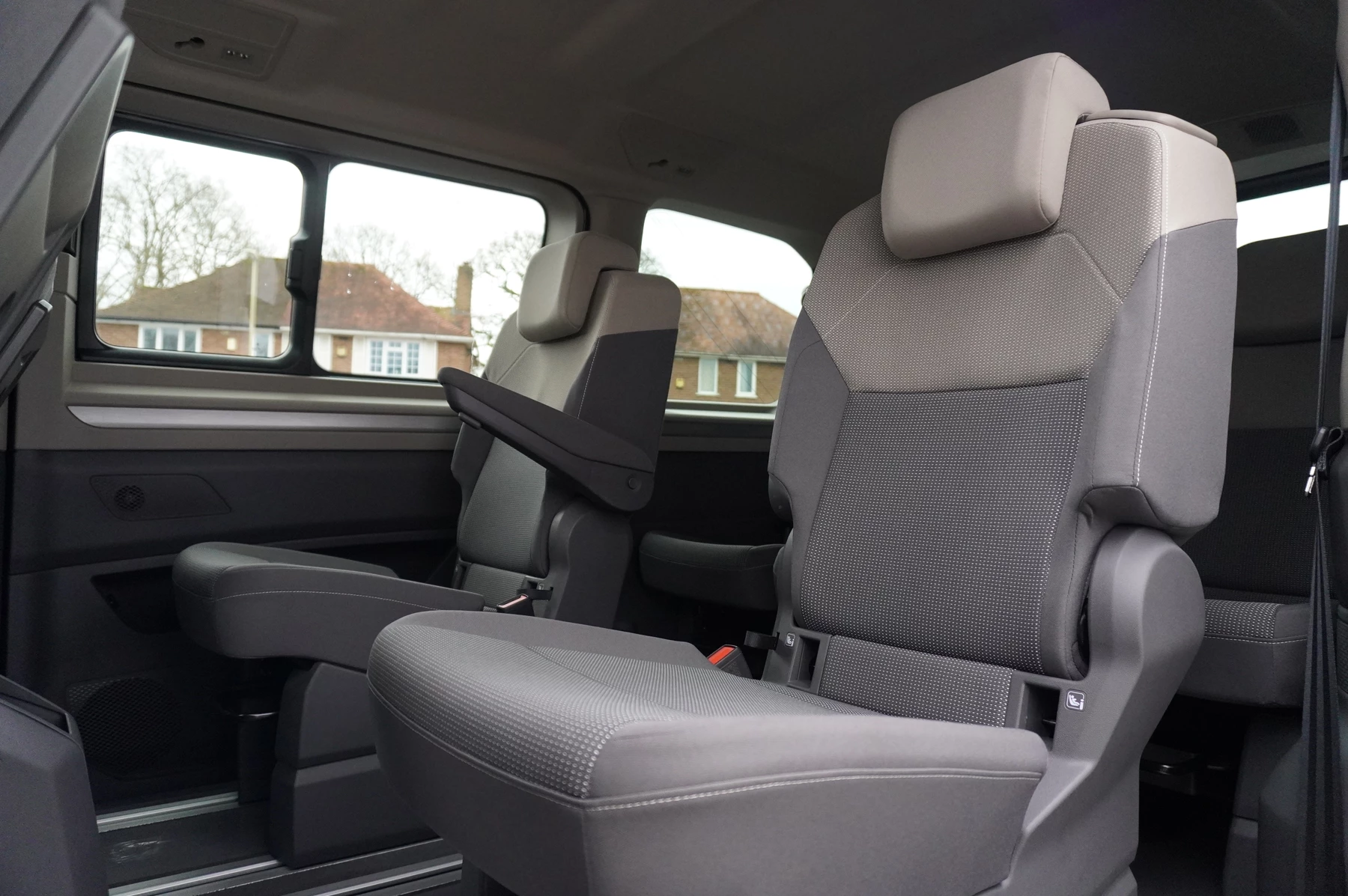 Volkswagen Multivan 2.0 TDI Life 5dr DSG