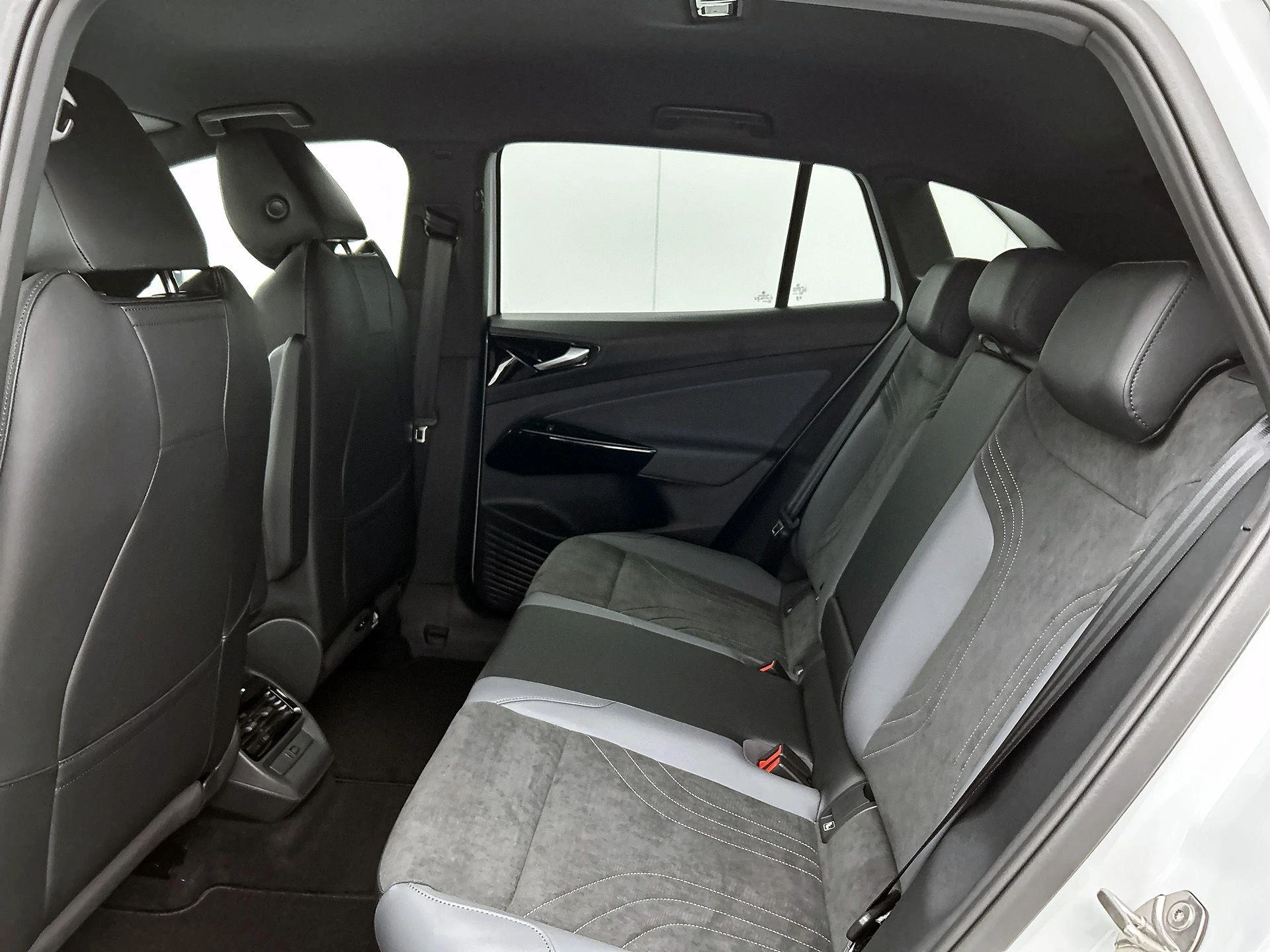 Volkswagen-ID.4-image-26