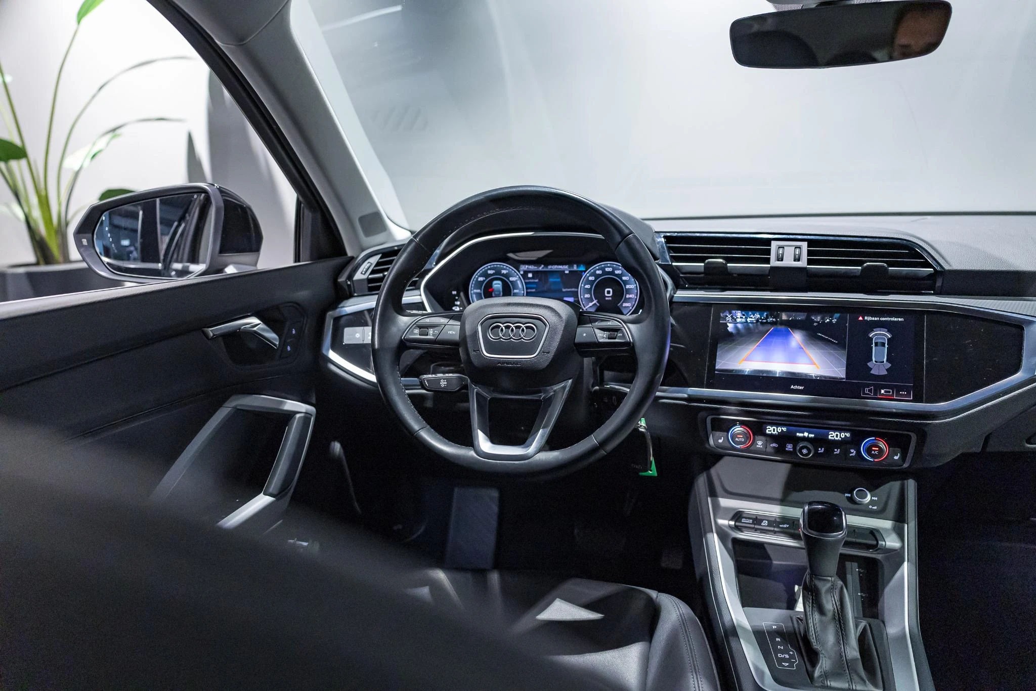 Audi-Q3-image-20