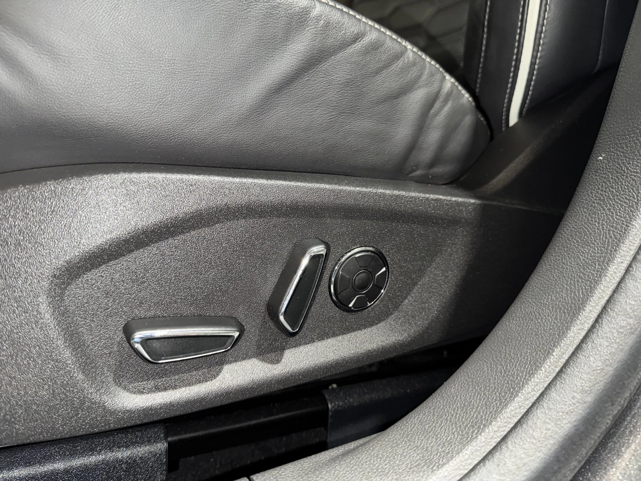 Ford Mondeo 2.0 Hybrid Vignale | AHK | SONY | ACC | LED | Leder