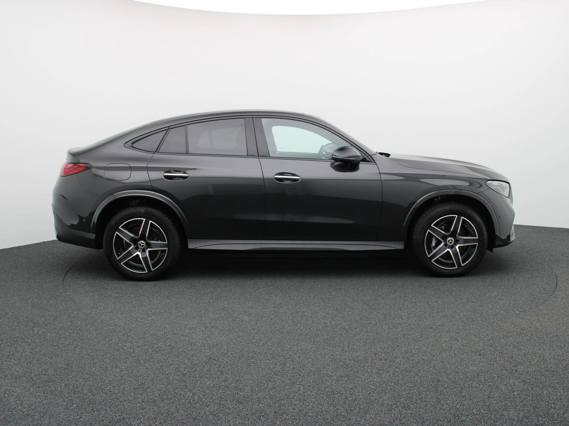 Mercedes-Benz GLC 300 e Coupé AMG Line + PANORAMISCH DAK + DIGITAL LIGHT + NIGHTPAKKET +