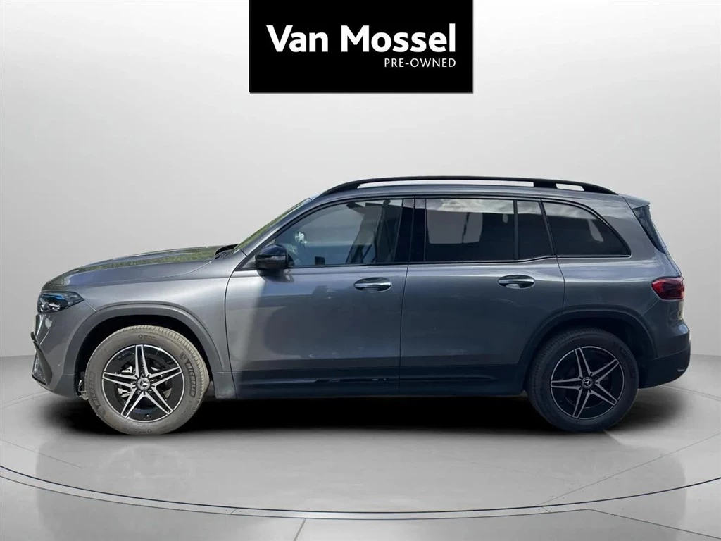 Mercedes-Benz-EQB-image-7