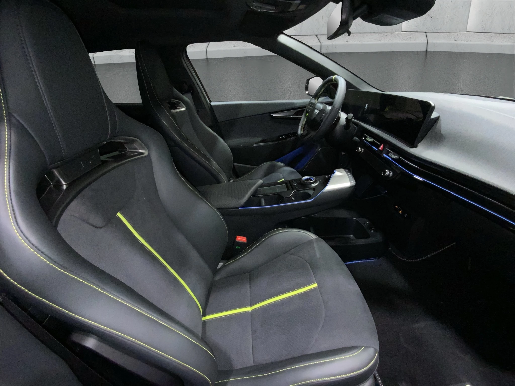 Kia EV6 GT 84 kWh 478 kW Allradantrieb Sports Utility Vehicle. 5-türig
