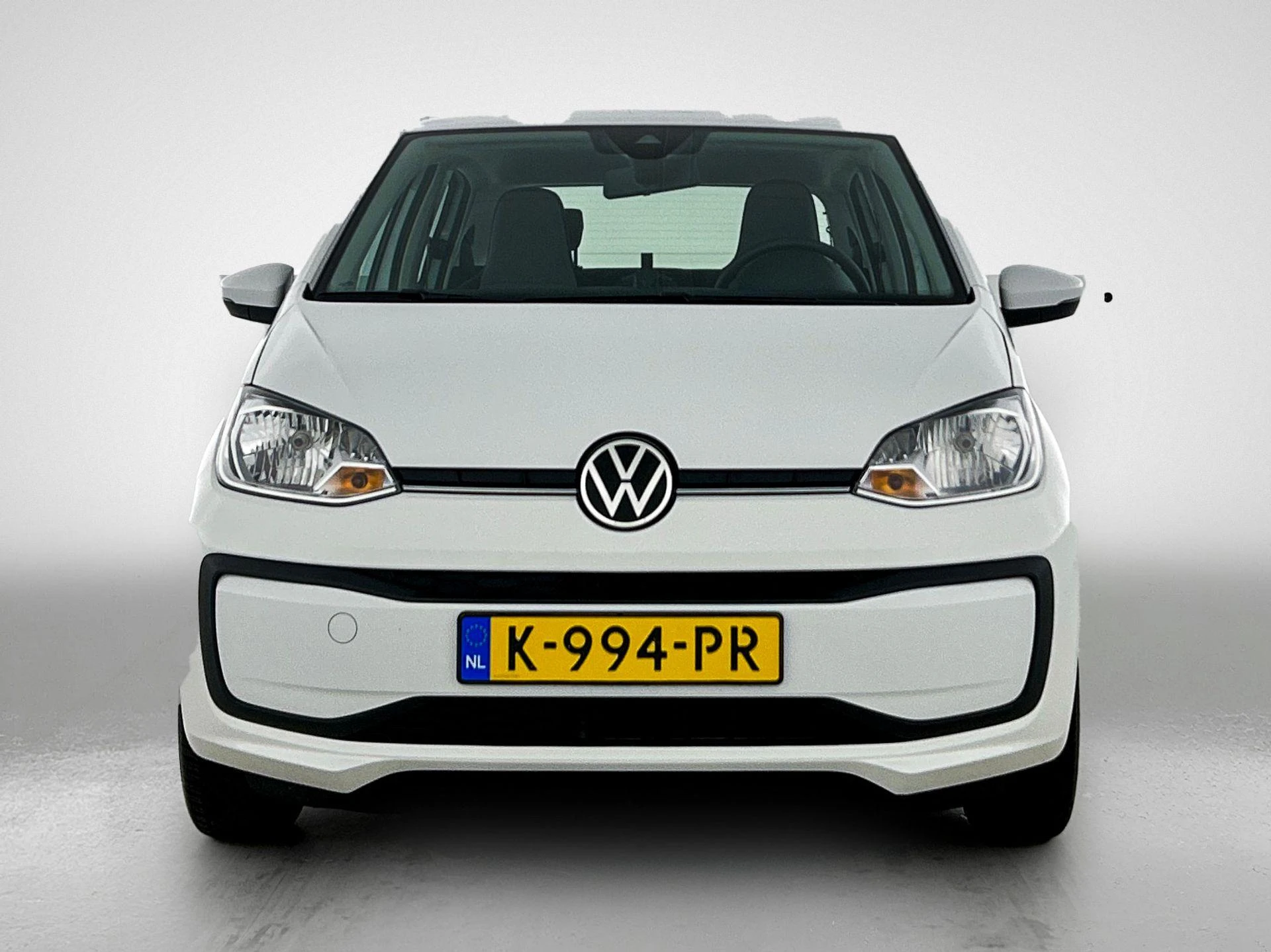 Volkswagen-up!-image-4