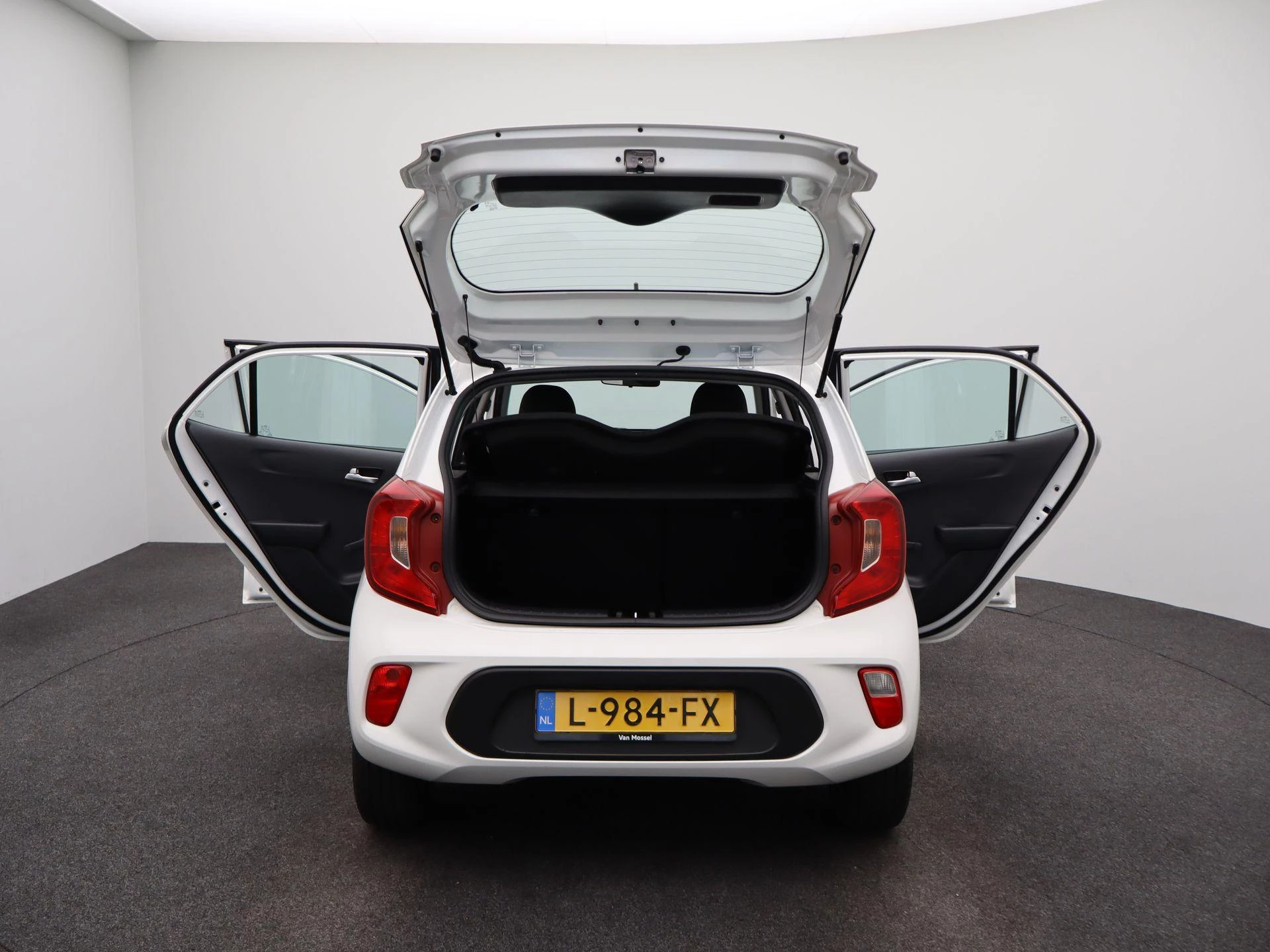 Kia-Picanto-image-12