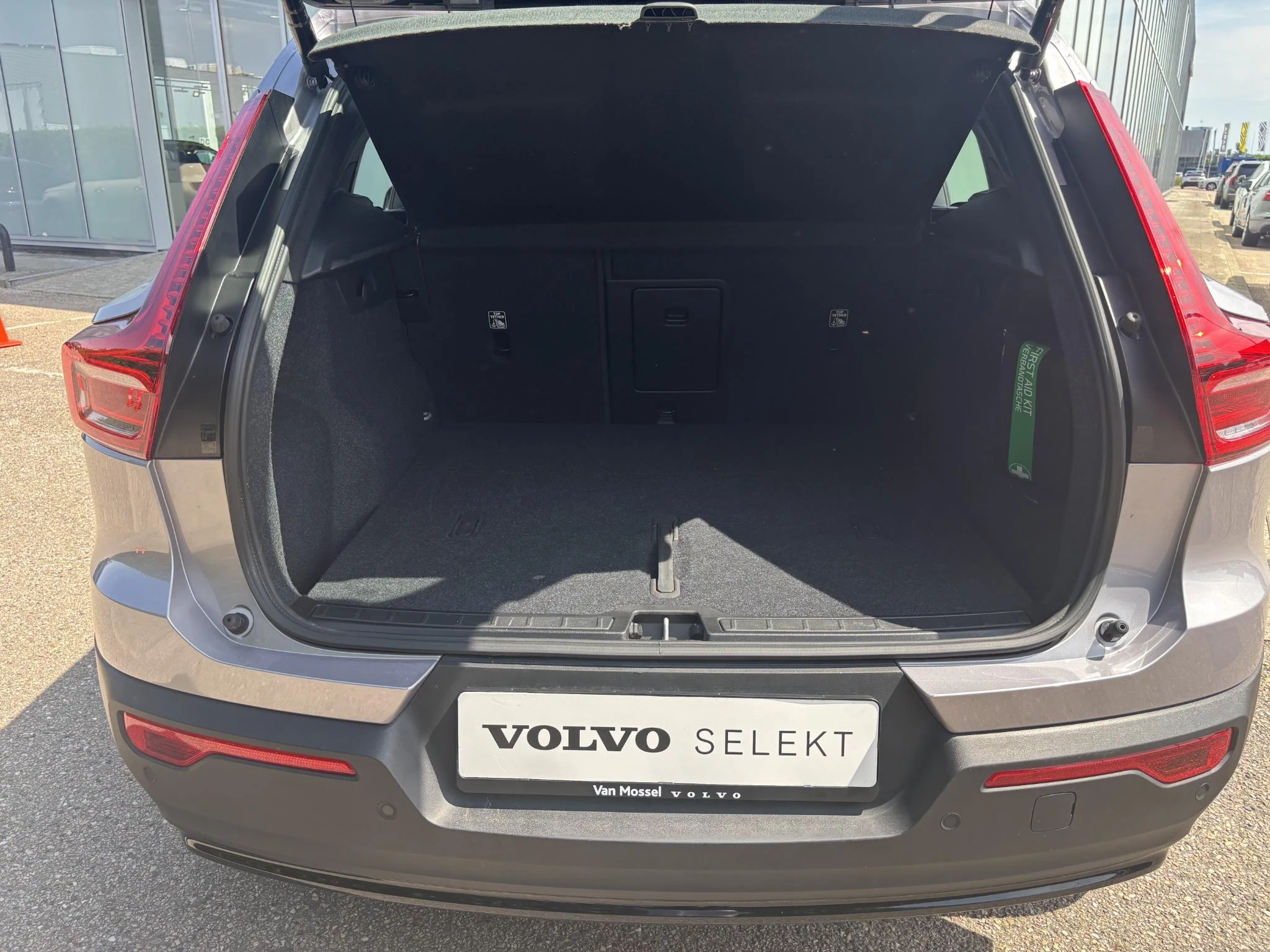 Volvo XC40 B4 Plus Dark Trekhaak Automaat