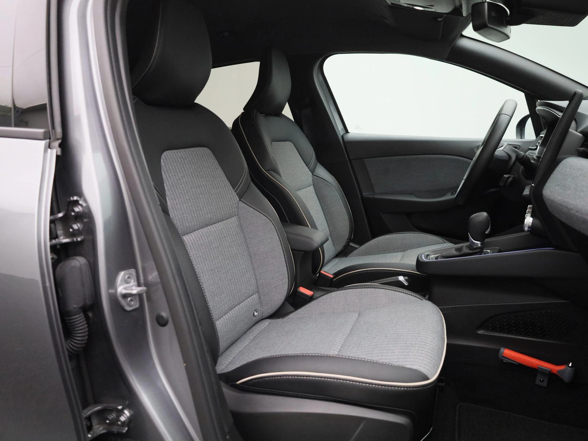 Renault-Clio-image-31