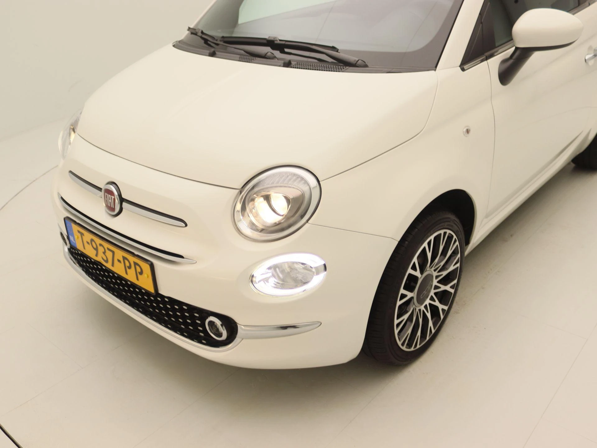 Fiat-500C-image-14