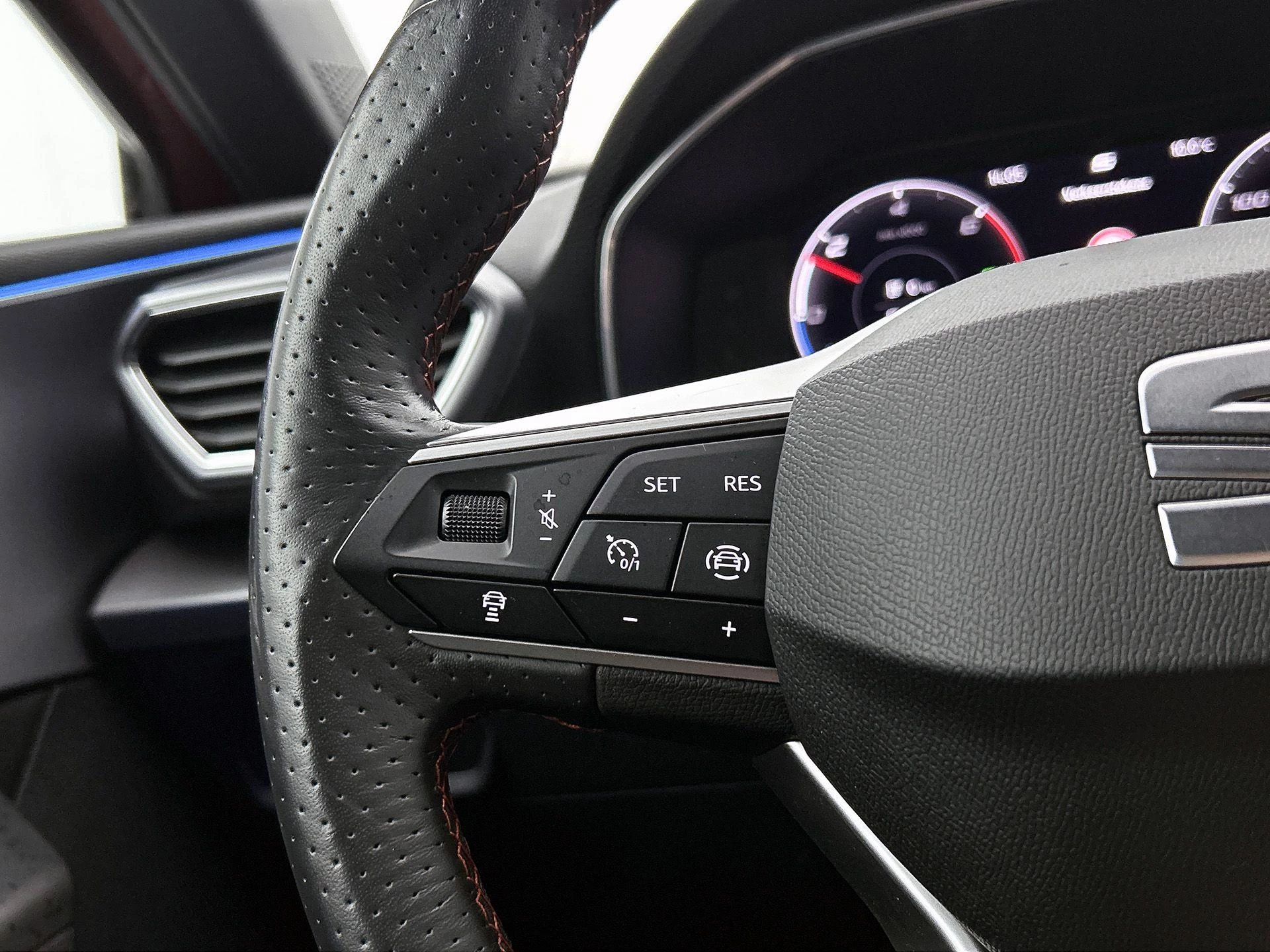 SEAT-Leon-image-5