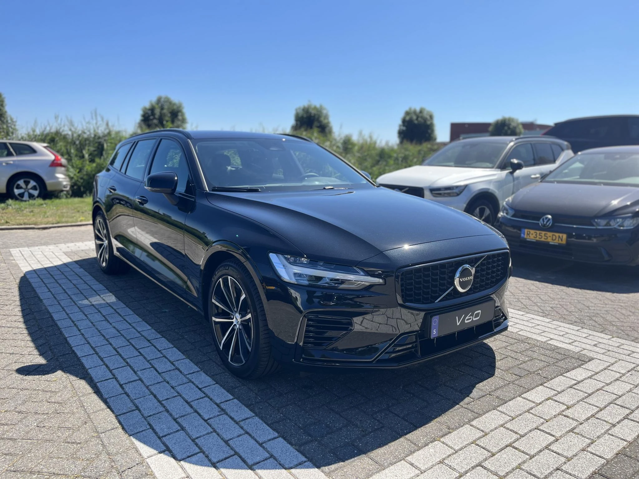 Volvo-V60-image-21