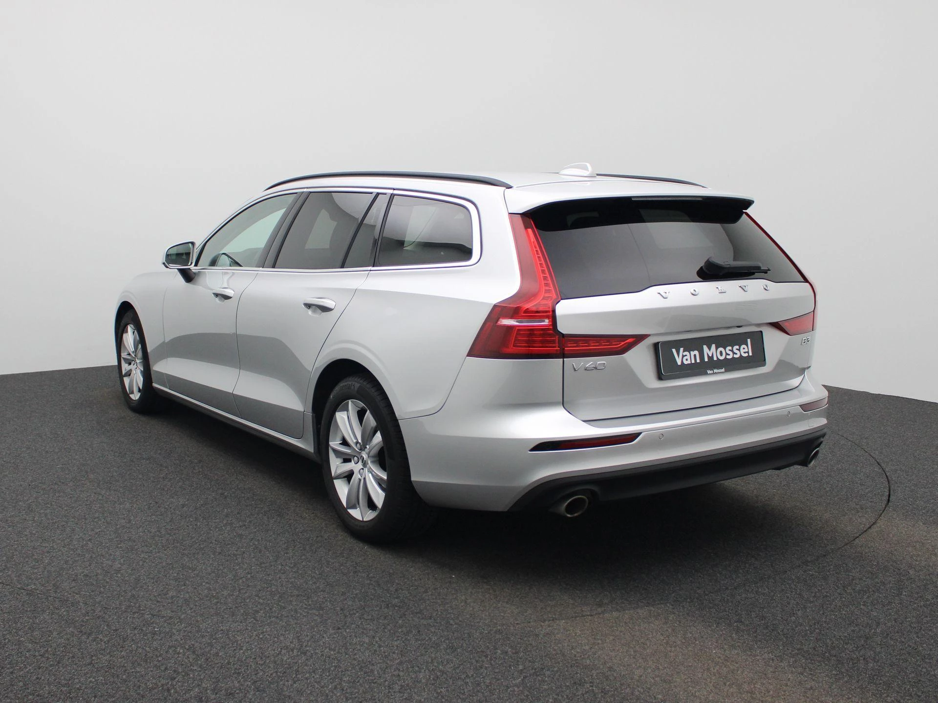 Volvo V60 B3 Geartronic Momentum Pro Camera | Cruise | PDC