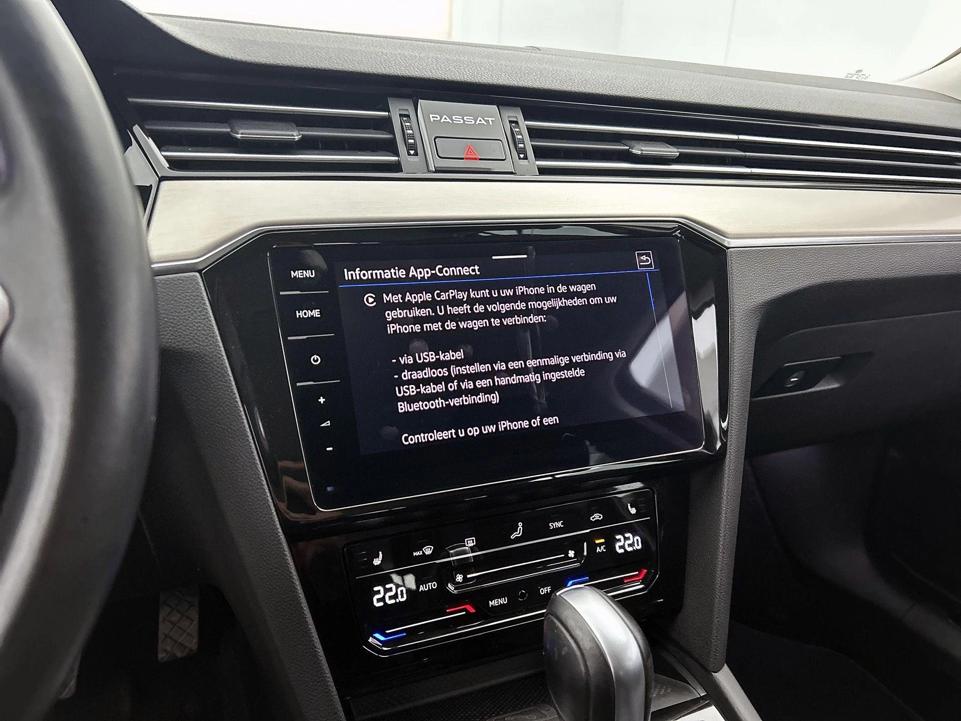 Volkswagen-Passat-image-12