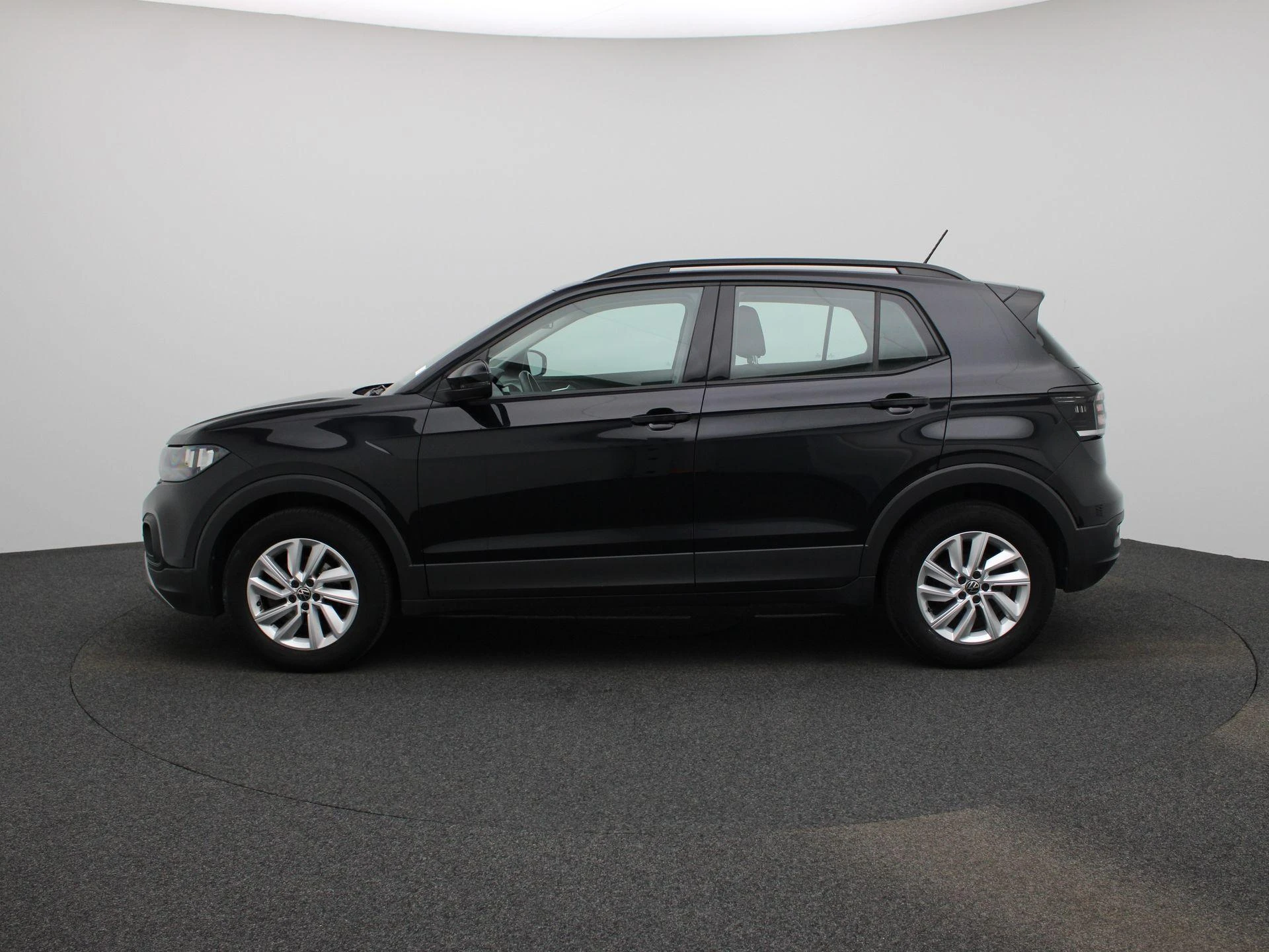 Volkswagen-T-Cross-image-3