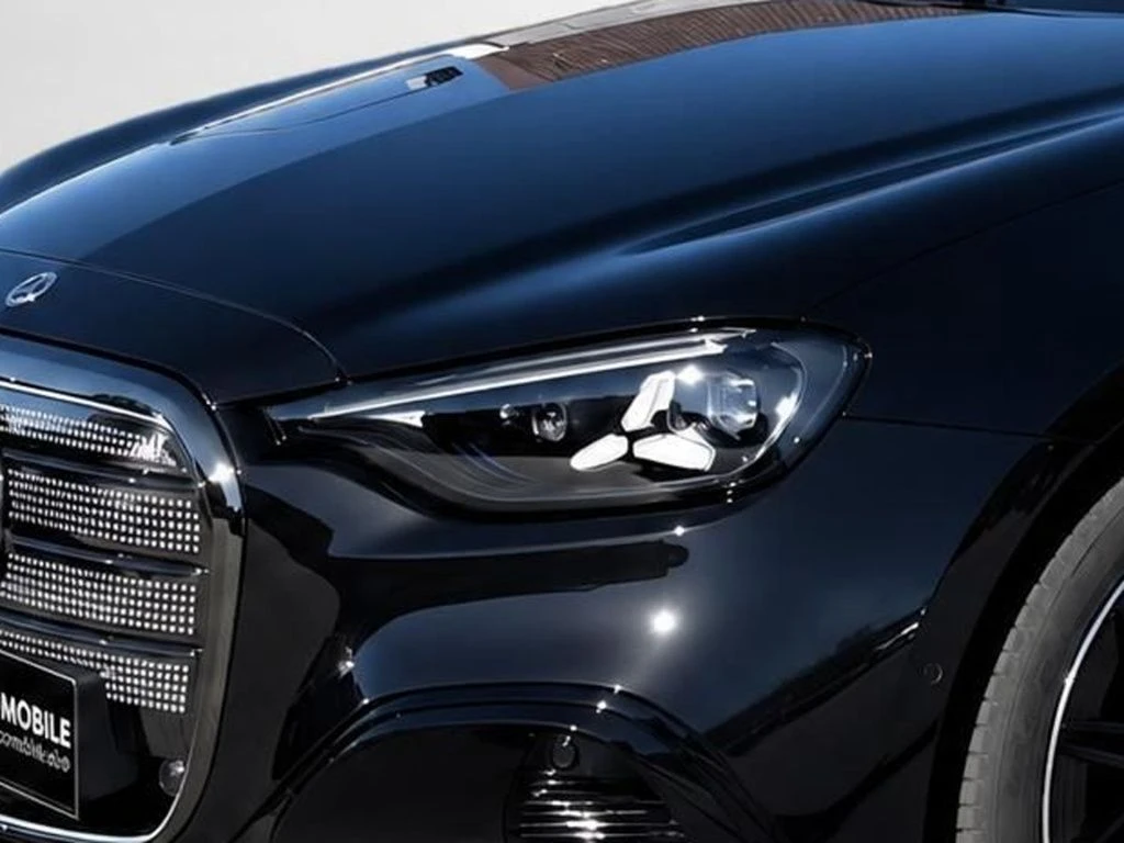Mercedes-Benz-C-Klasse 400-image-3
