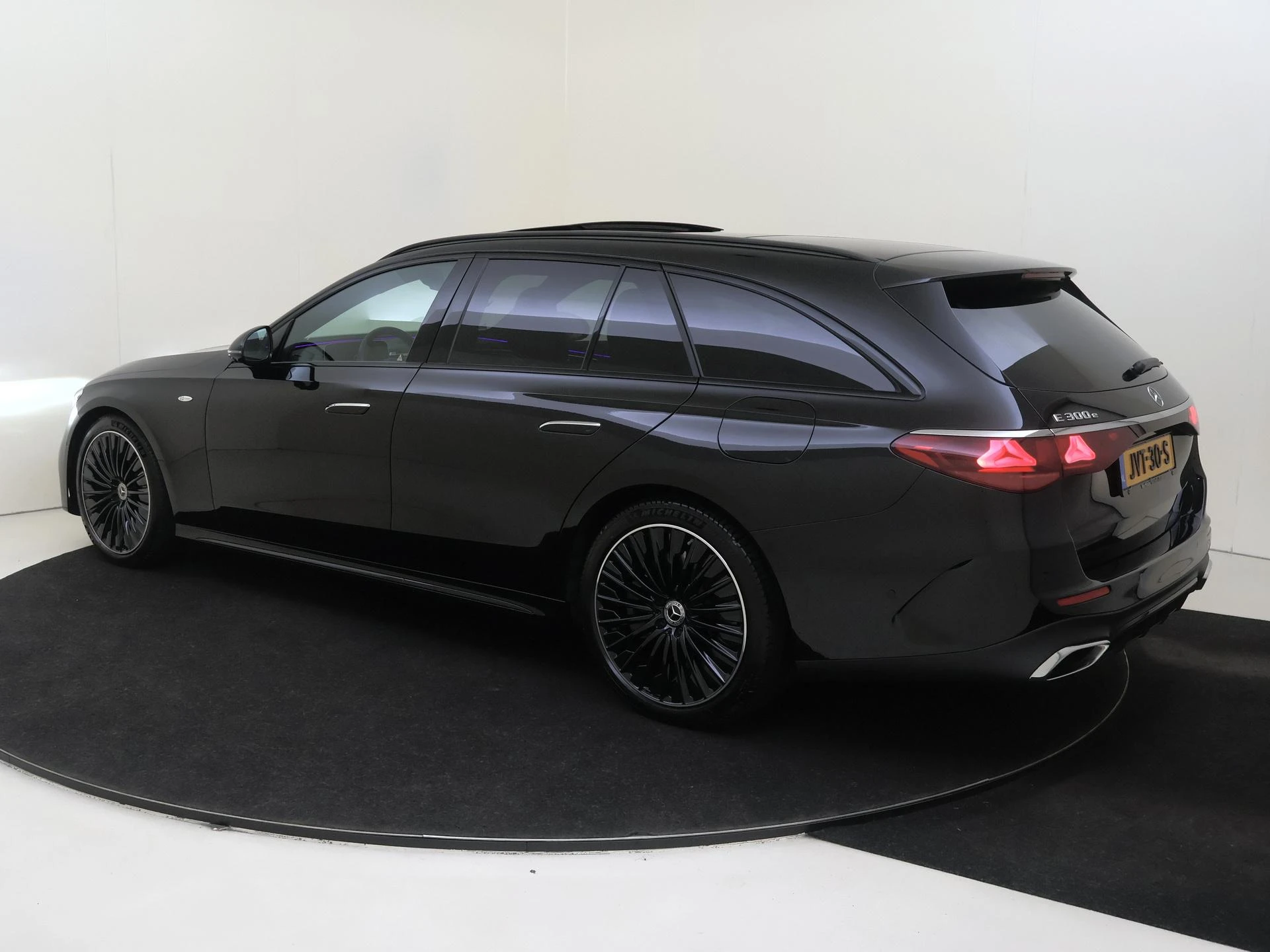 Mercedes-Benz E-Klasse Estate 300 e Sport Edition