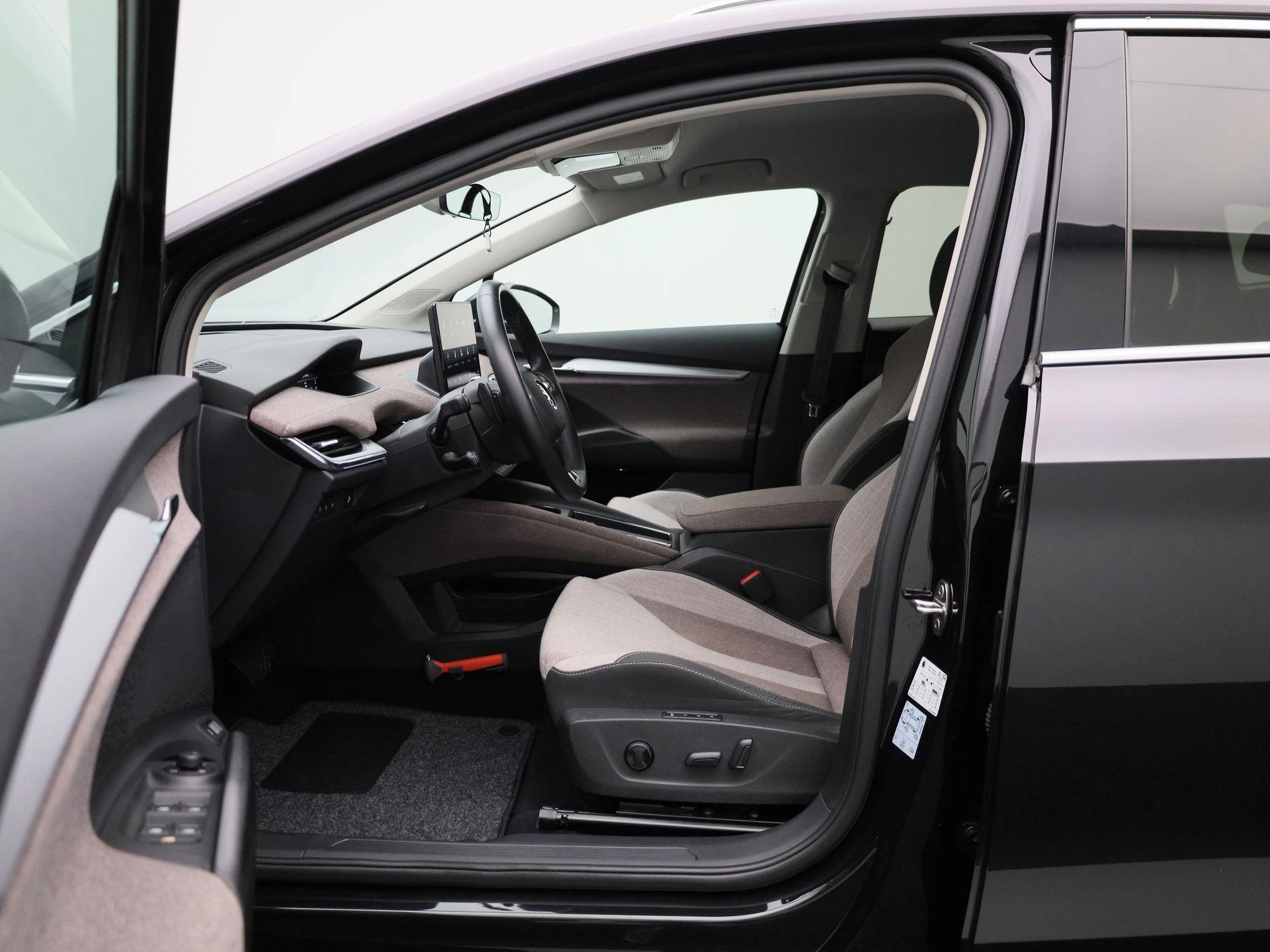 Škoda-Enyaq iV-image-7
