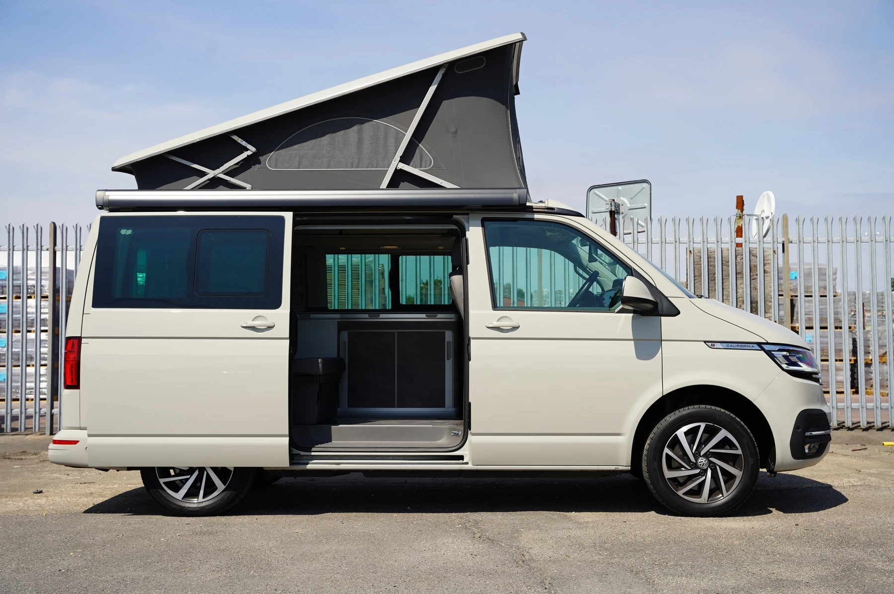 Volkswagen-California-image-44