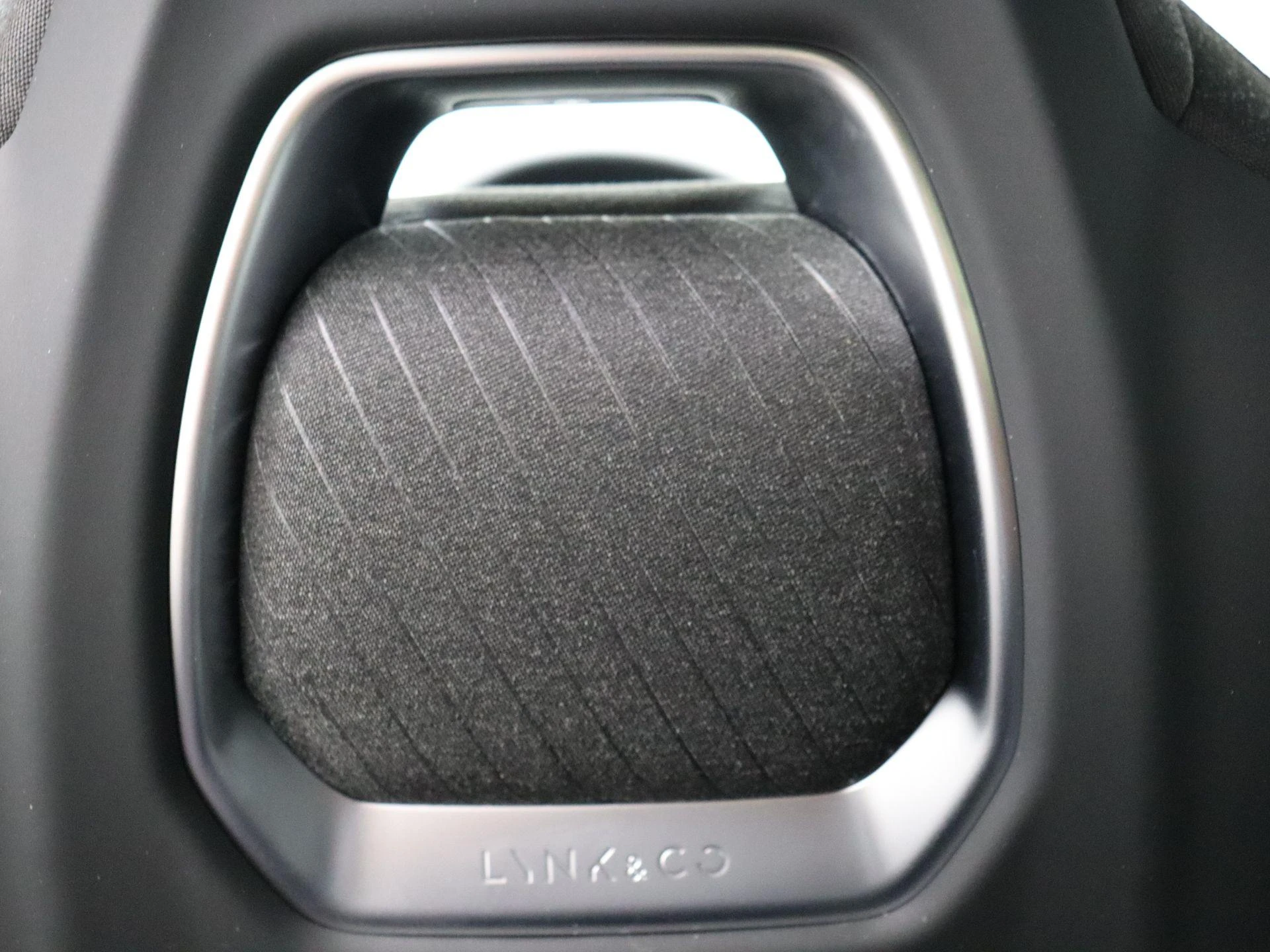 Lynk & Co-01-image-23