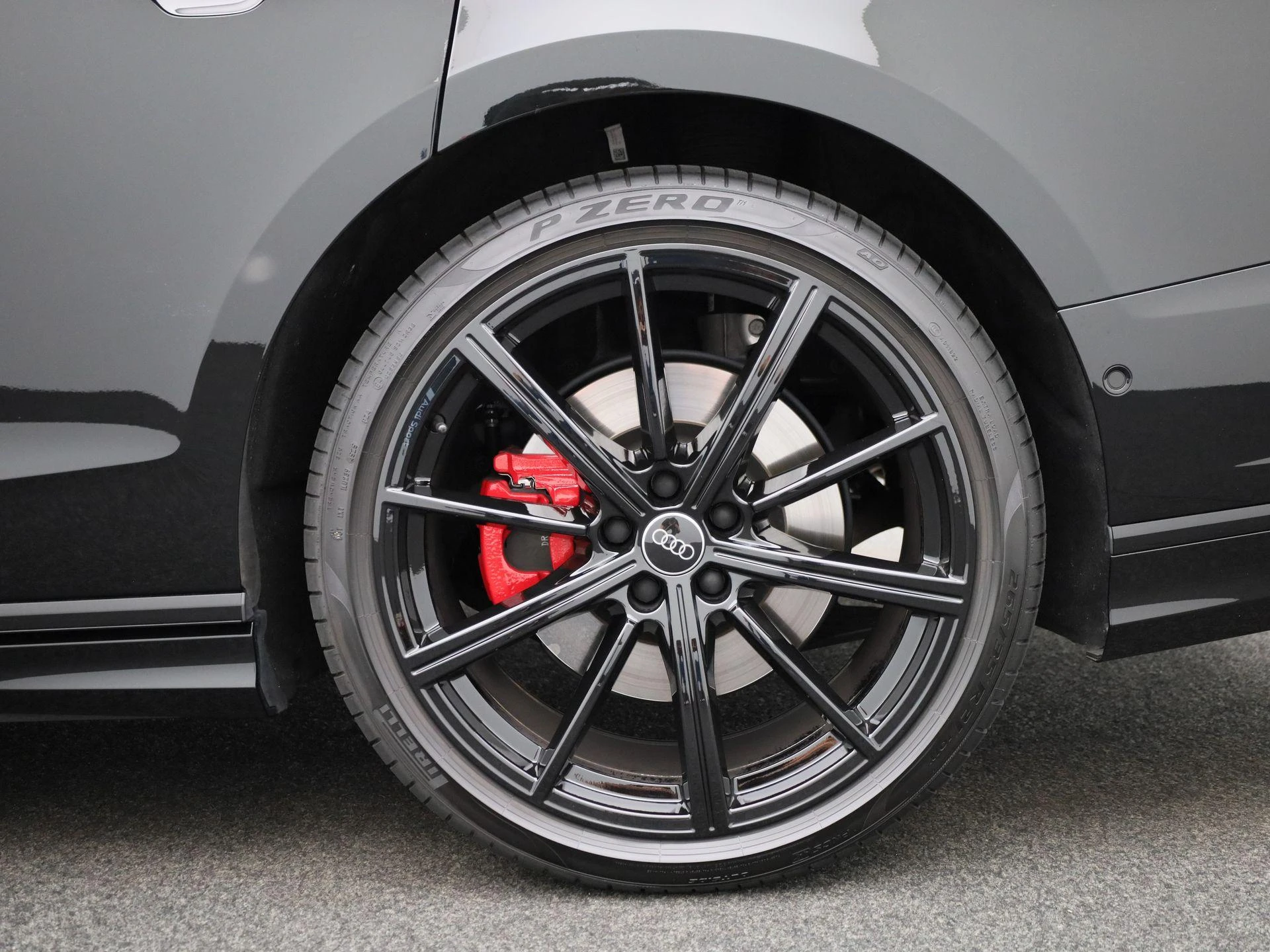Audi-A8-image-6