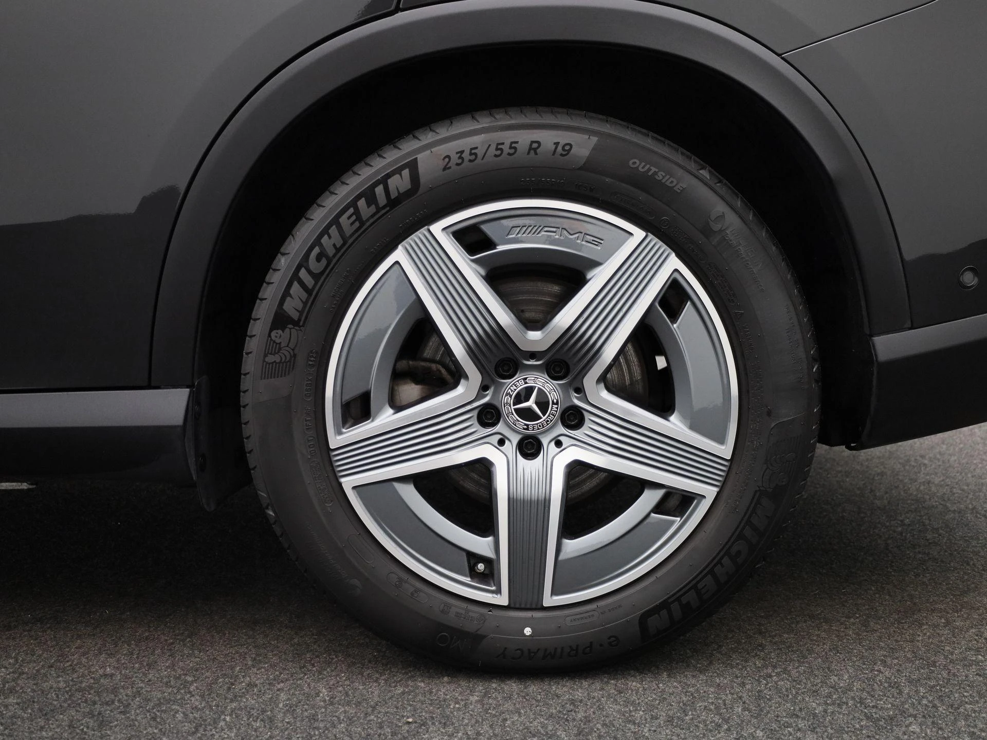 Mercedes-Benz-GLC-image-11