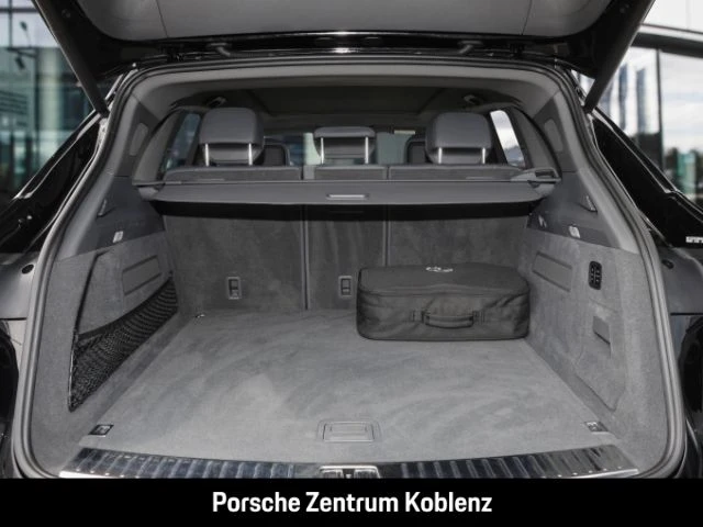 Porsche-Cayenne-image-11