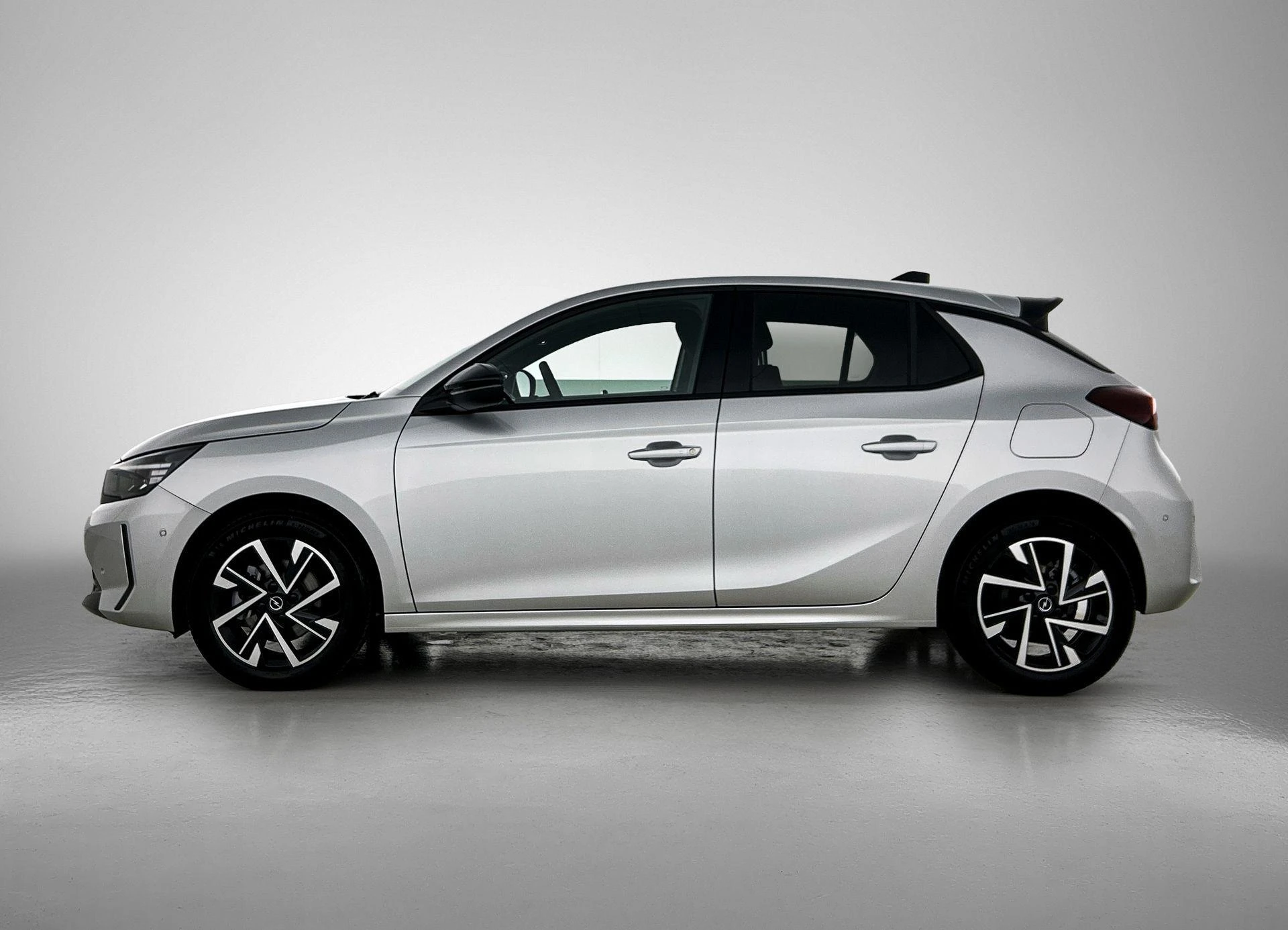 Opel-Corsa-image-1