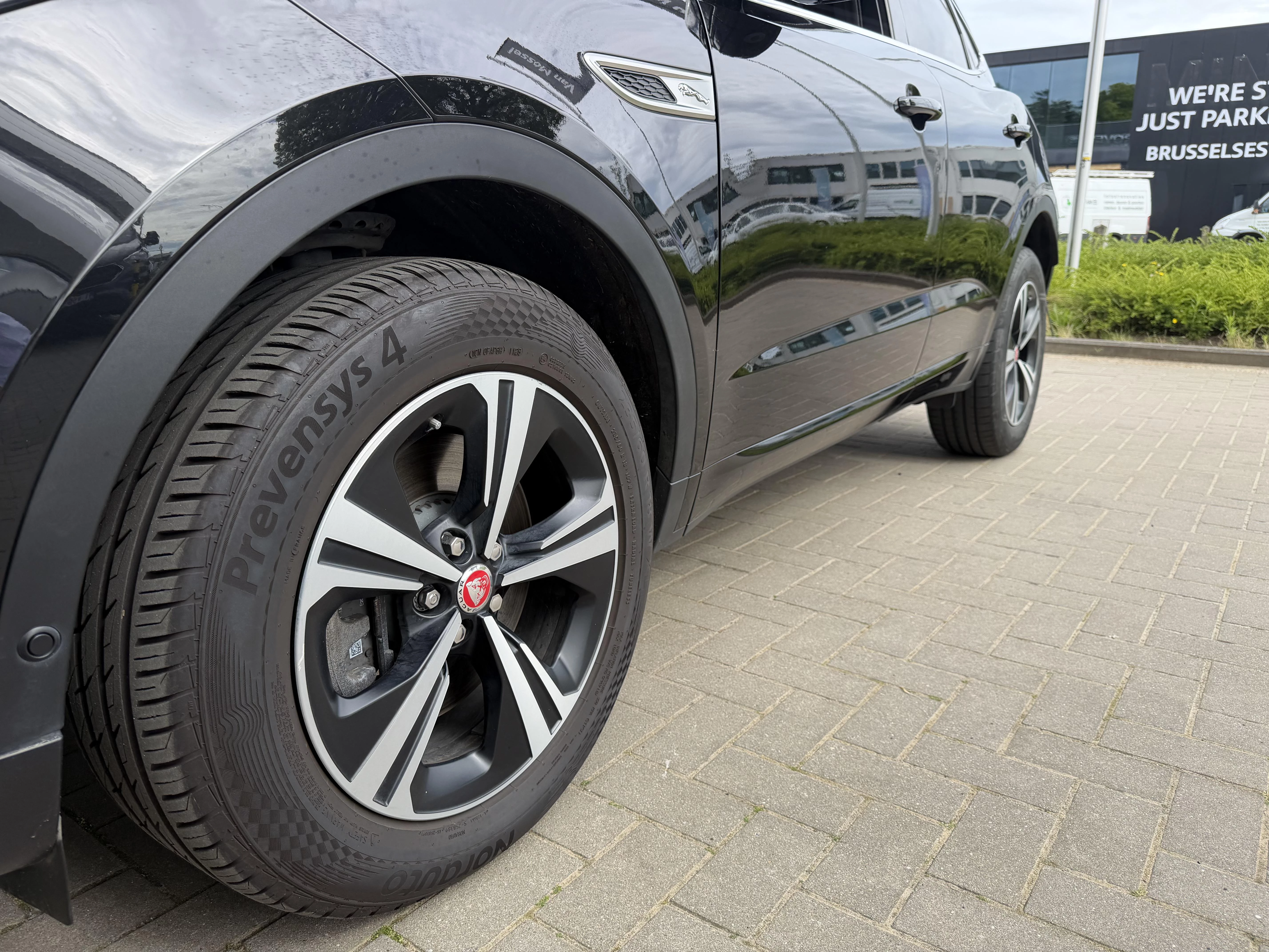 Jaguar E-PACE D165 R-Dynamic S