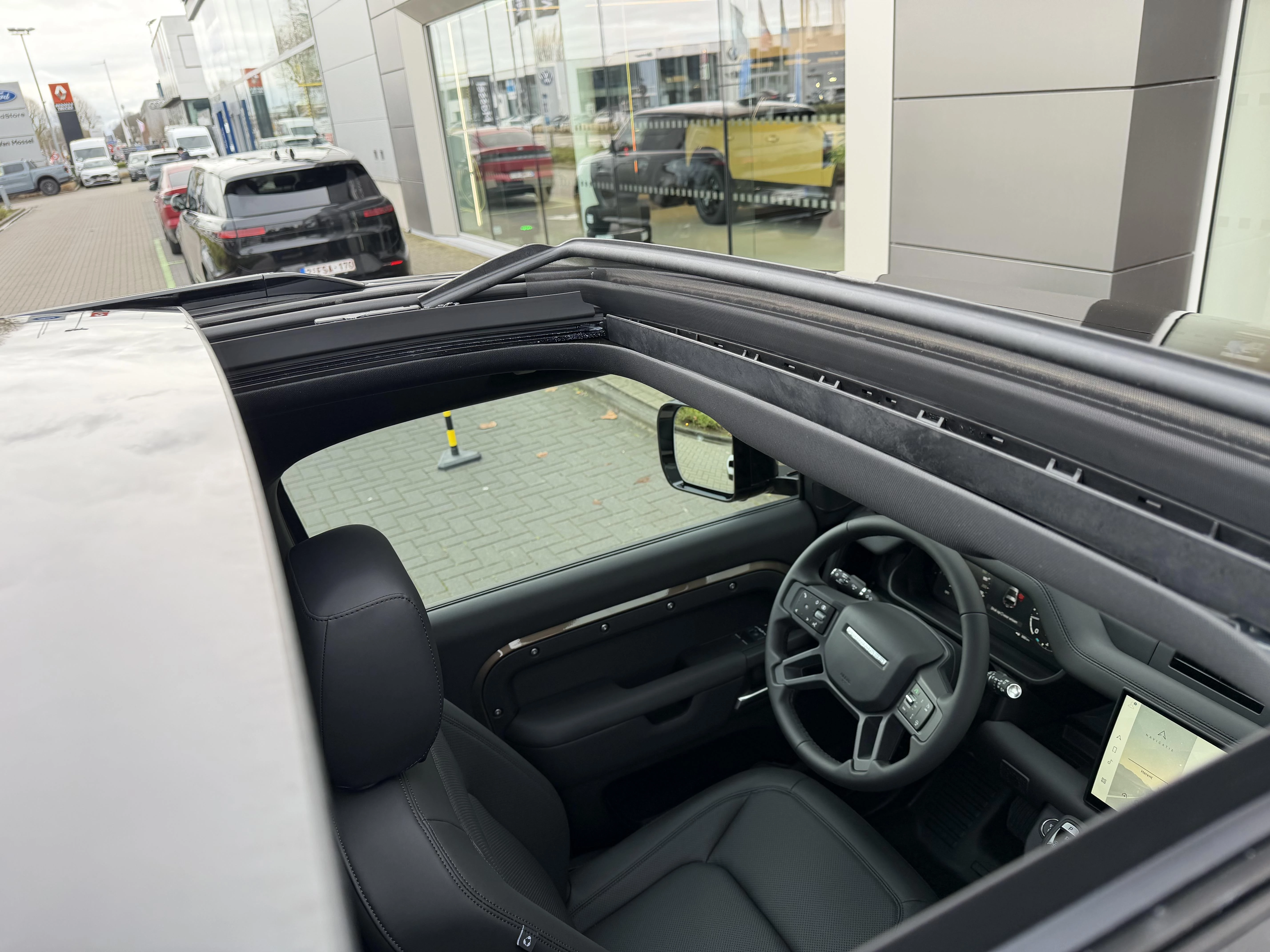 Land Rover Defender 90 D200 X-DYNAMIC