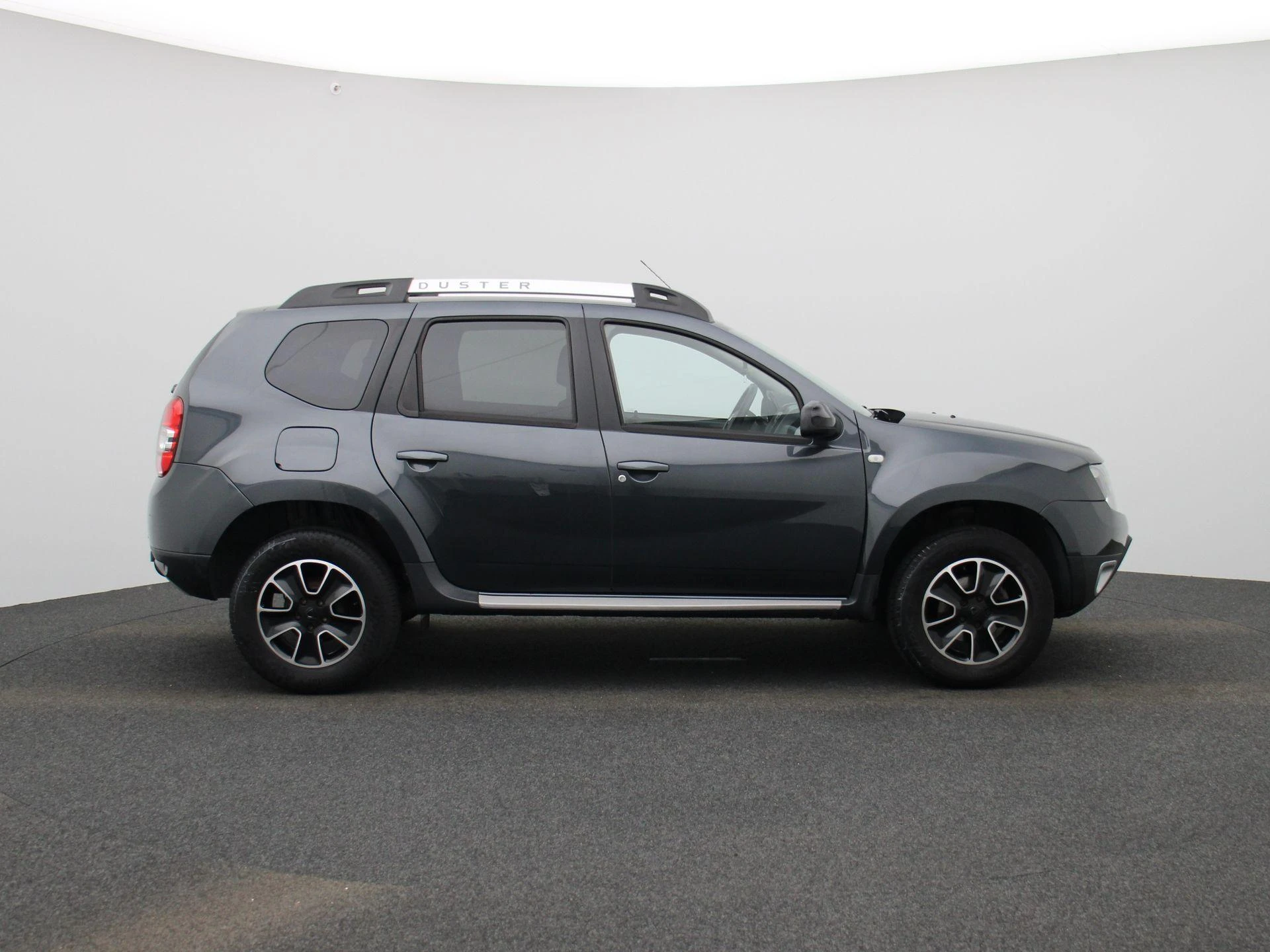 Dacia-Duster-image-5