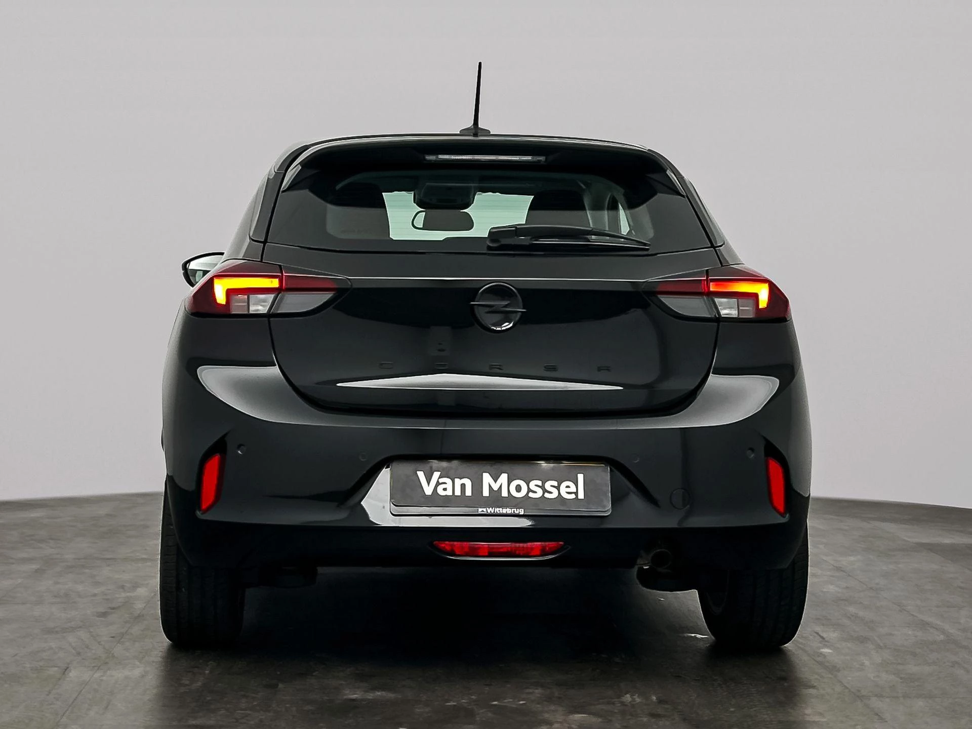 Opel-Corsa-image-6