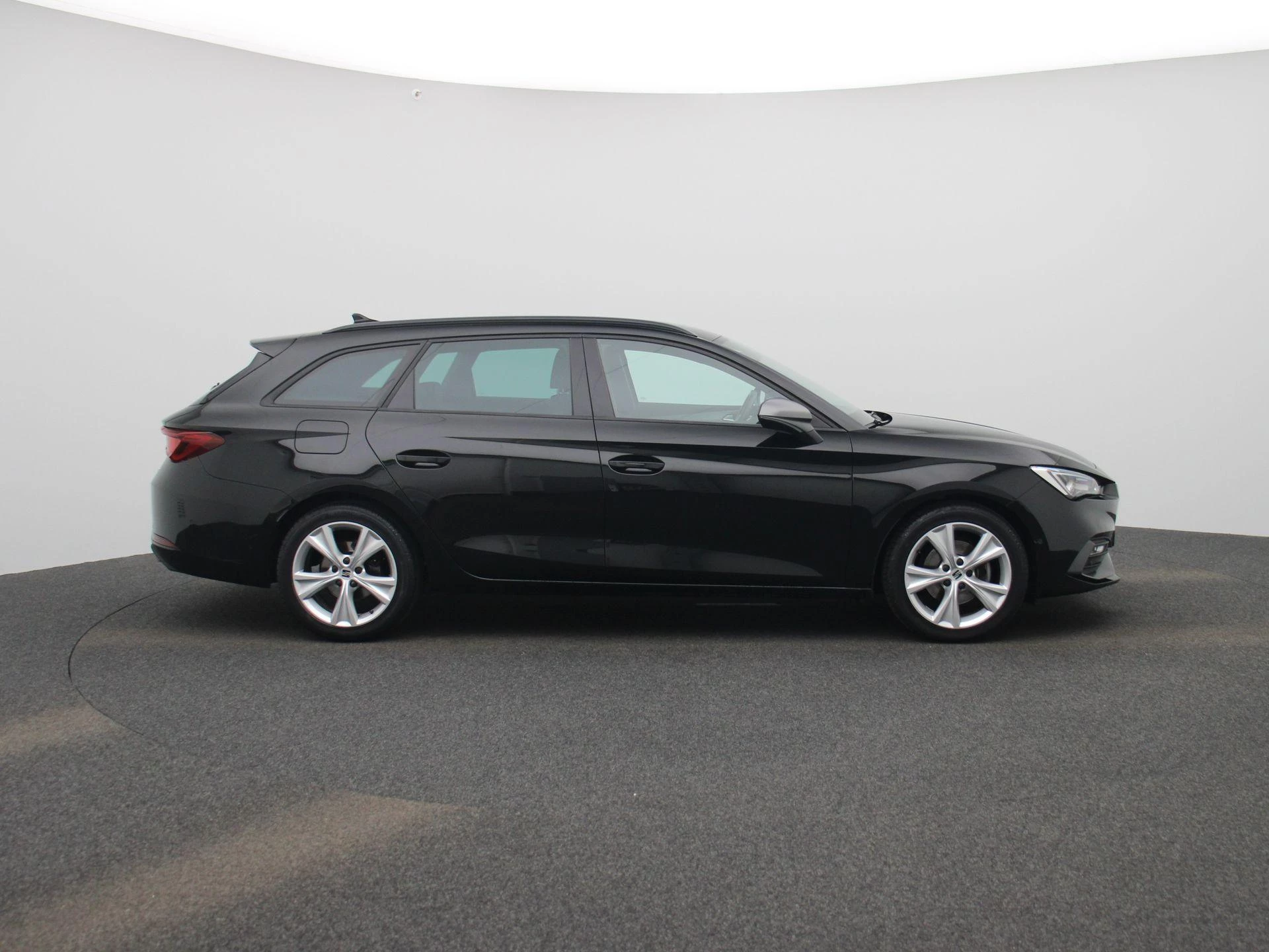 SEAT Leon Sportstourer 1.0 TSI FR Business Intense