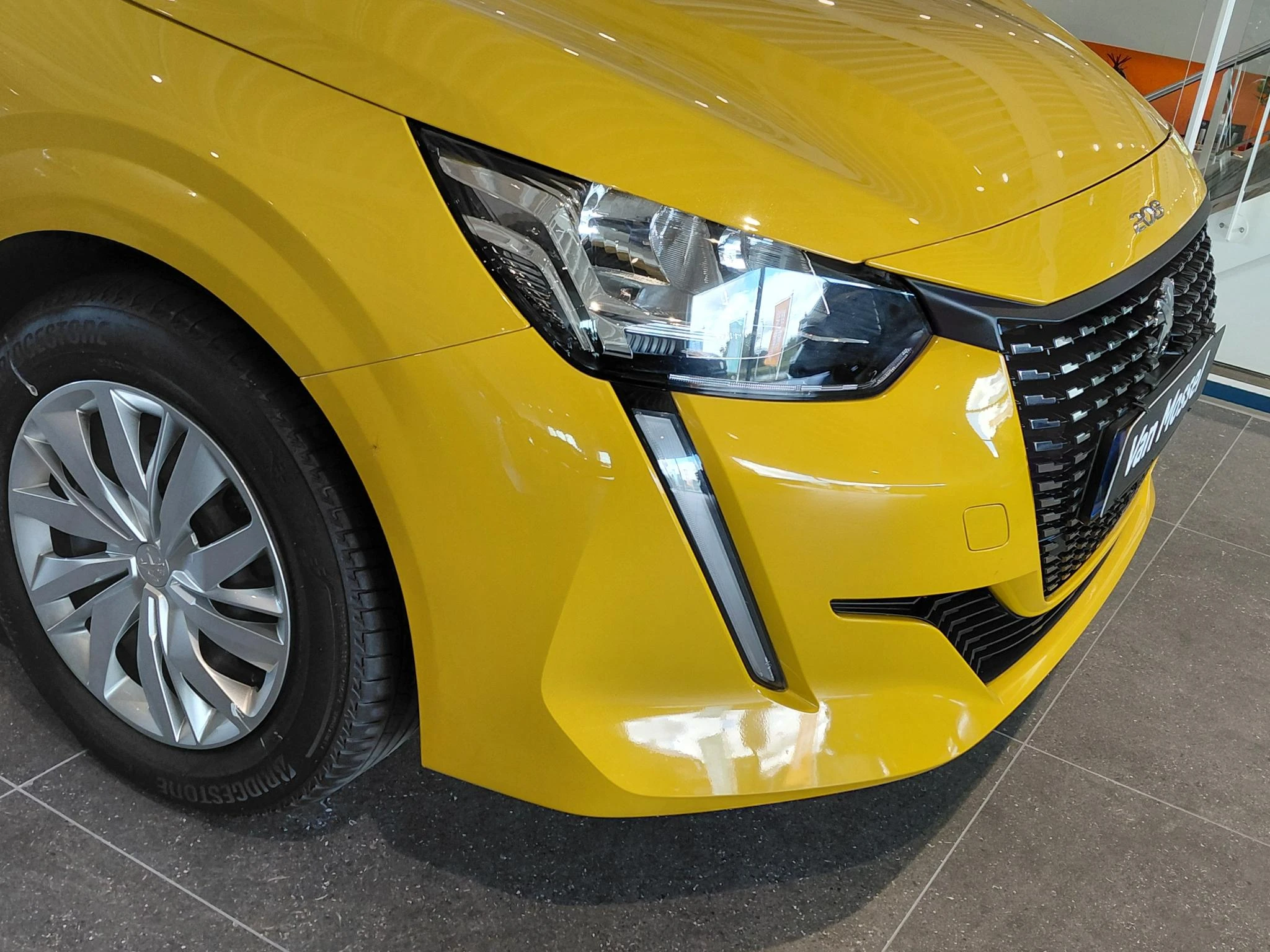 Peugeot-208-image-6
