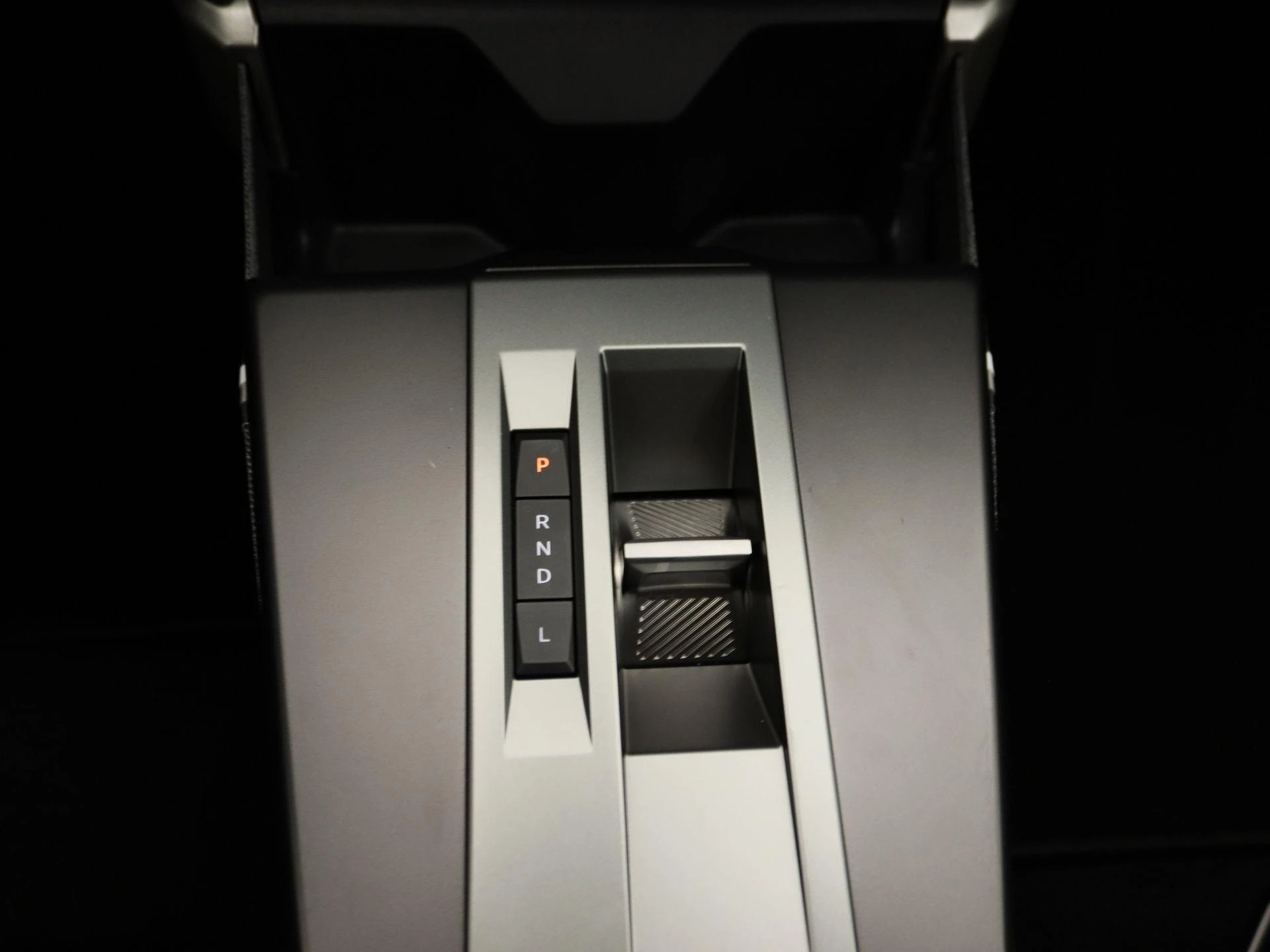 Opel-Frontera-image-9