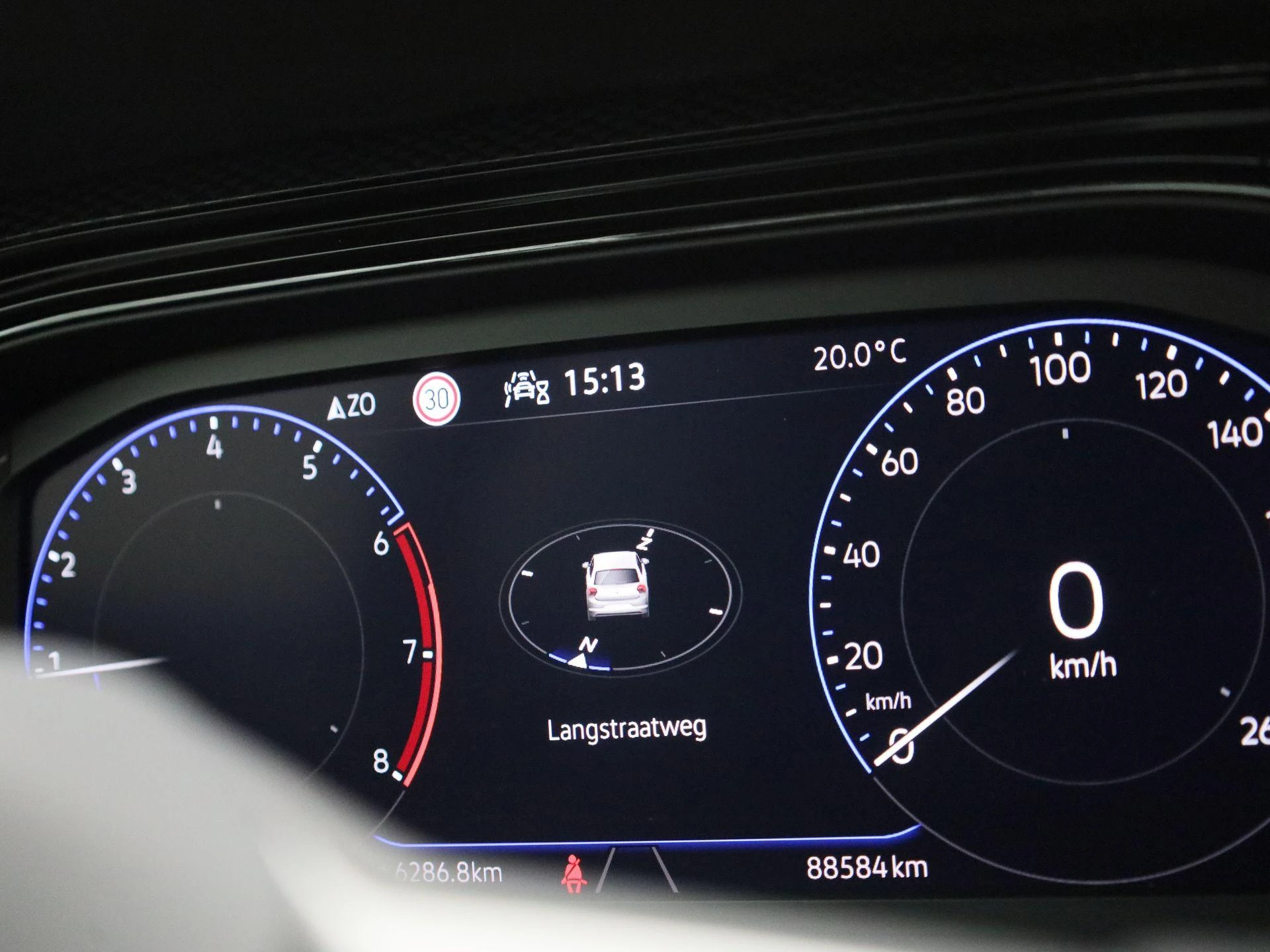 Volkswagen-Polo-image-22