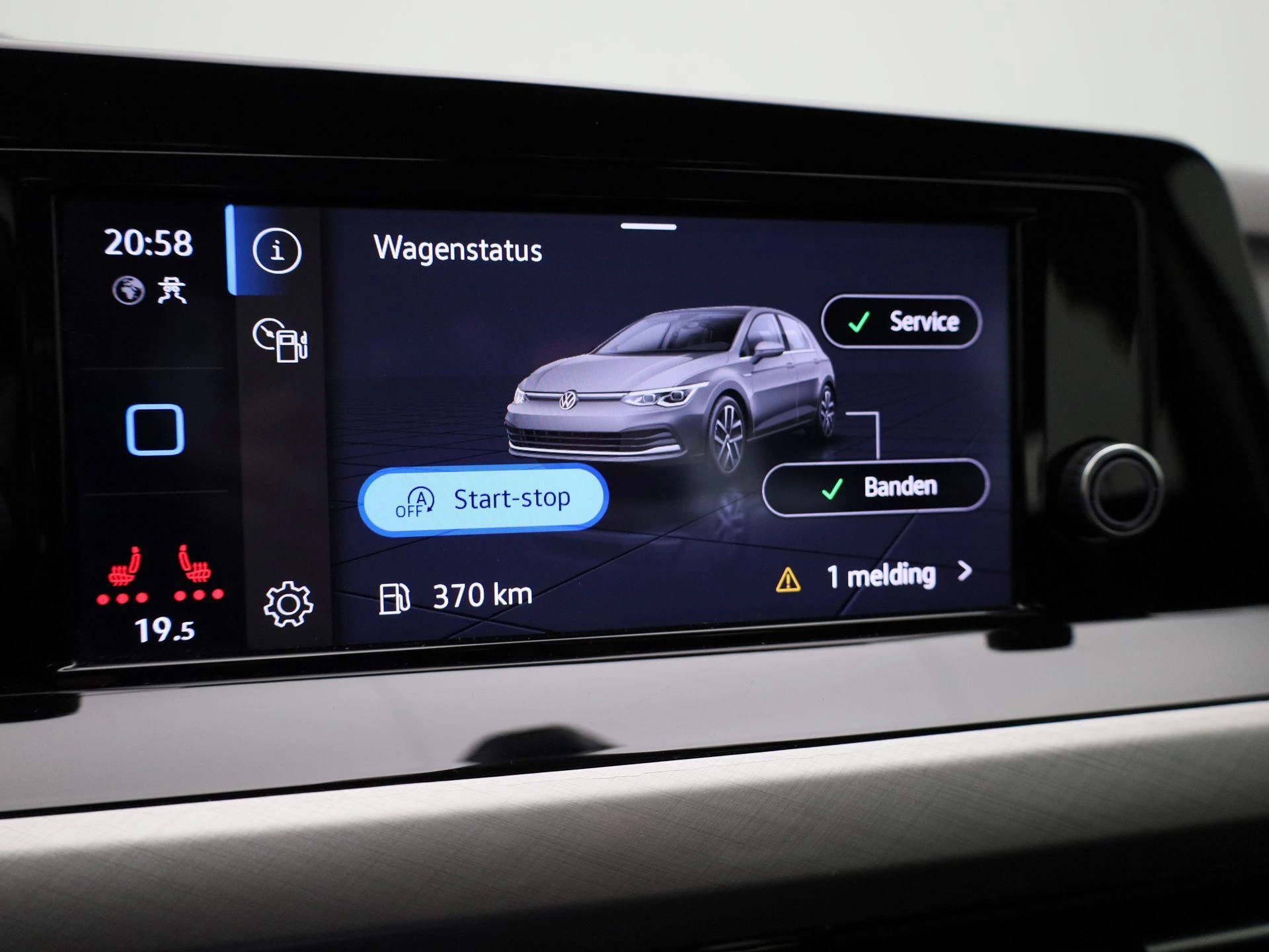 Volkswagen-Golf-image-19