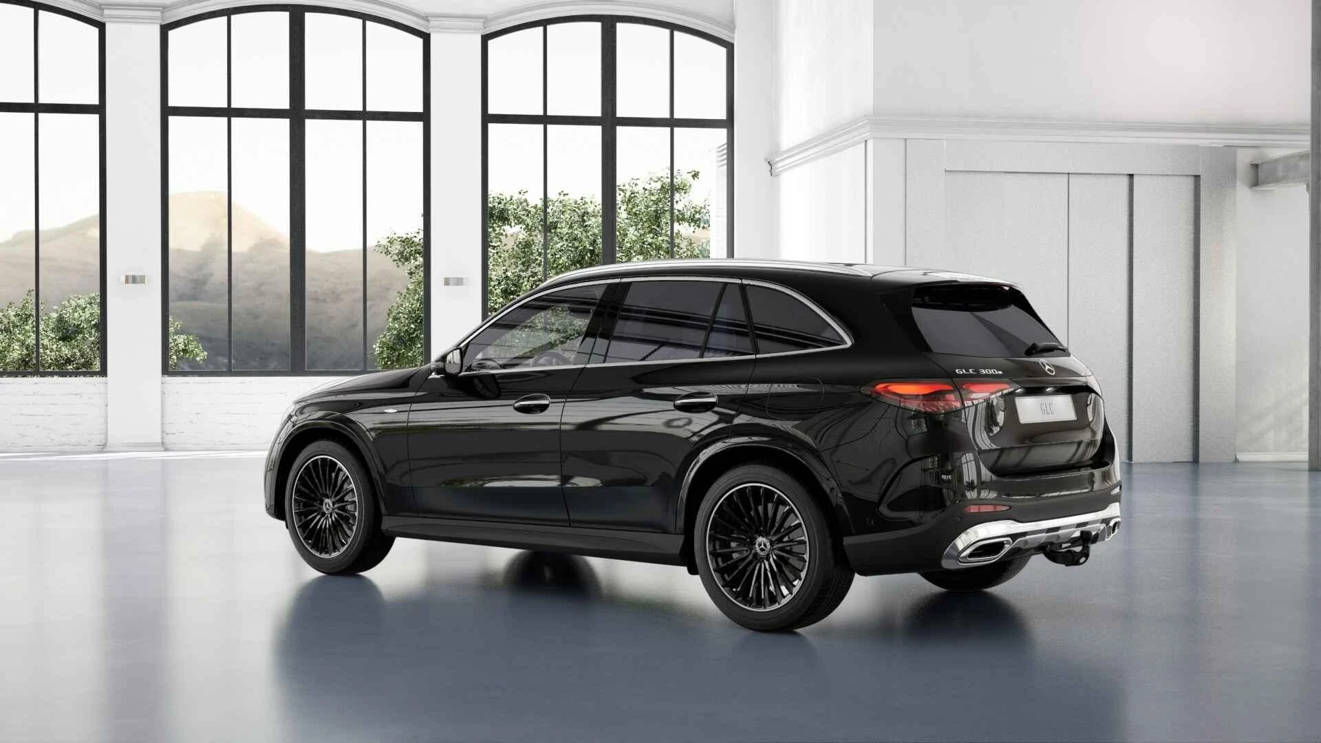Mercedes-Benz-GLC-image-2