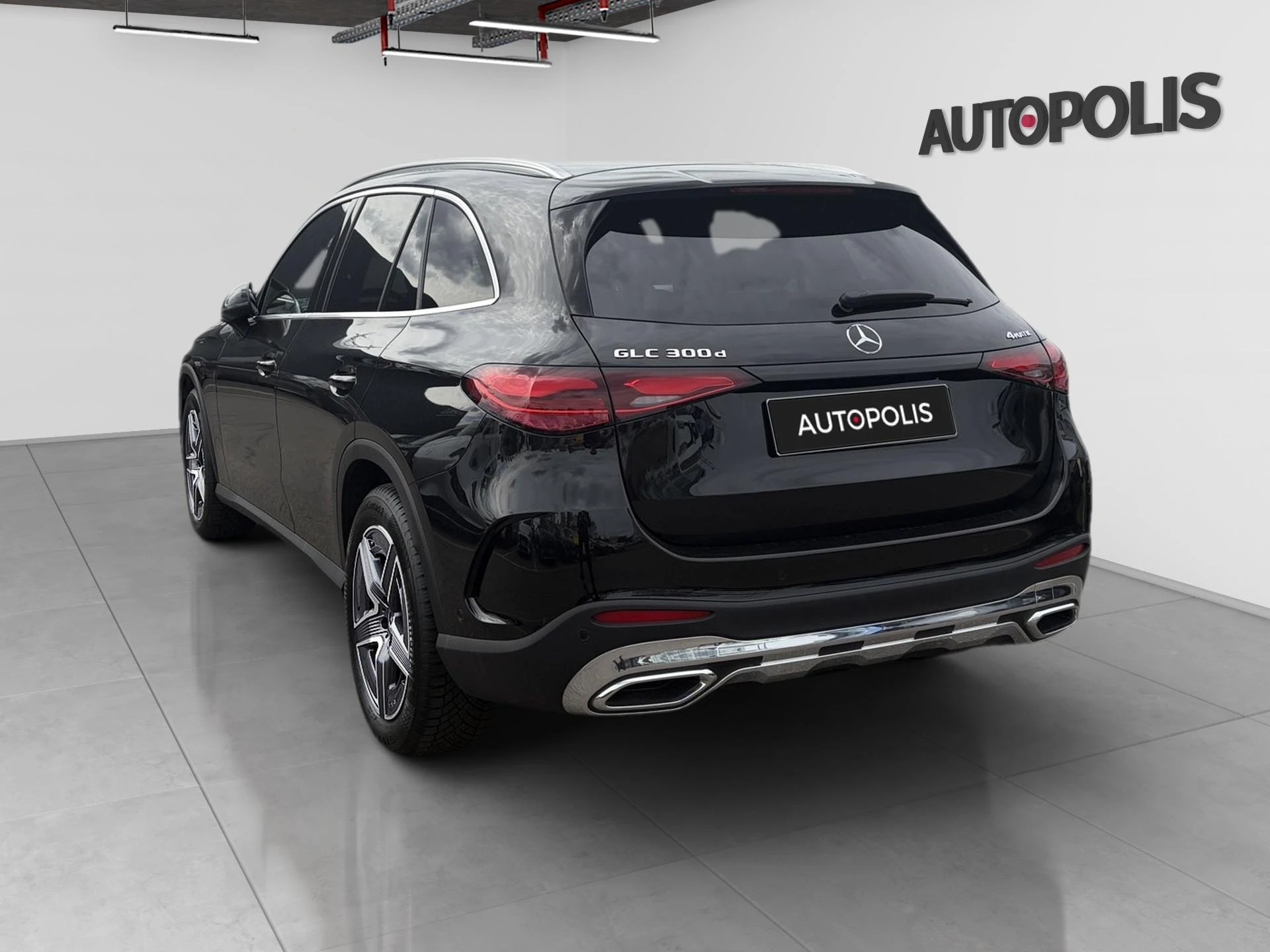 Mercedes-Benz-GLC-image-12