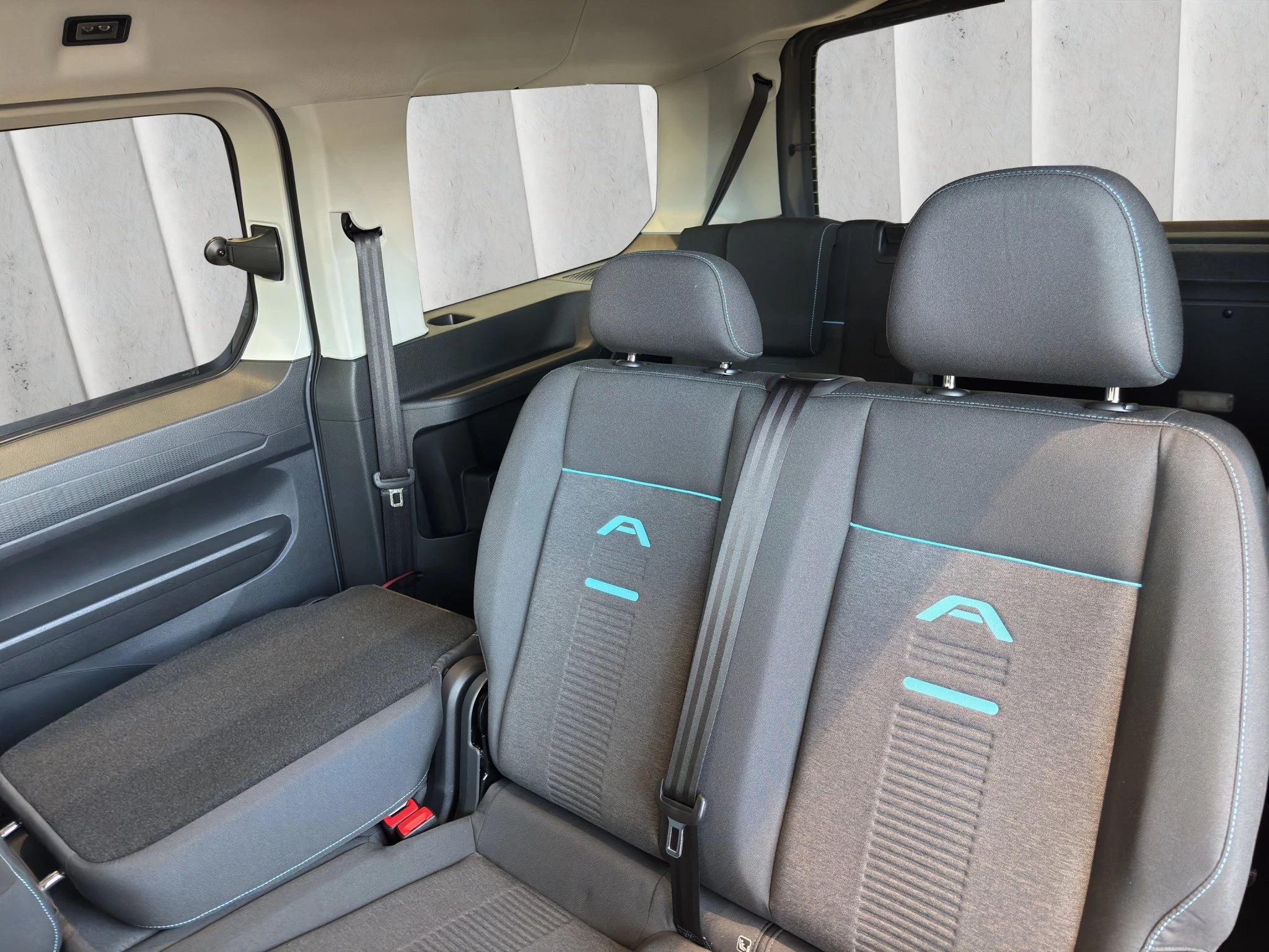 Ford Tourneo Connect Grand Active 1.5 EcoBoost PHEV