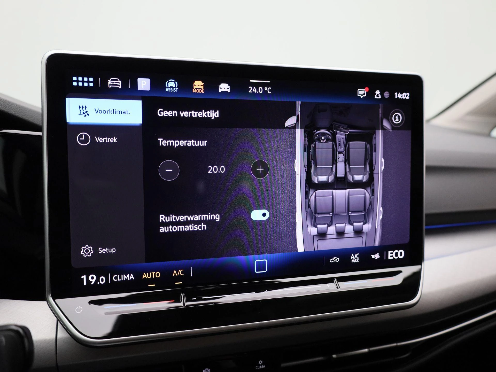 Volkswagen-Golf-image-26