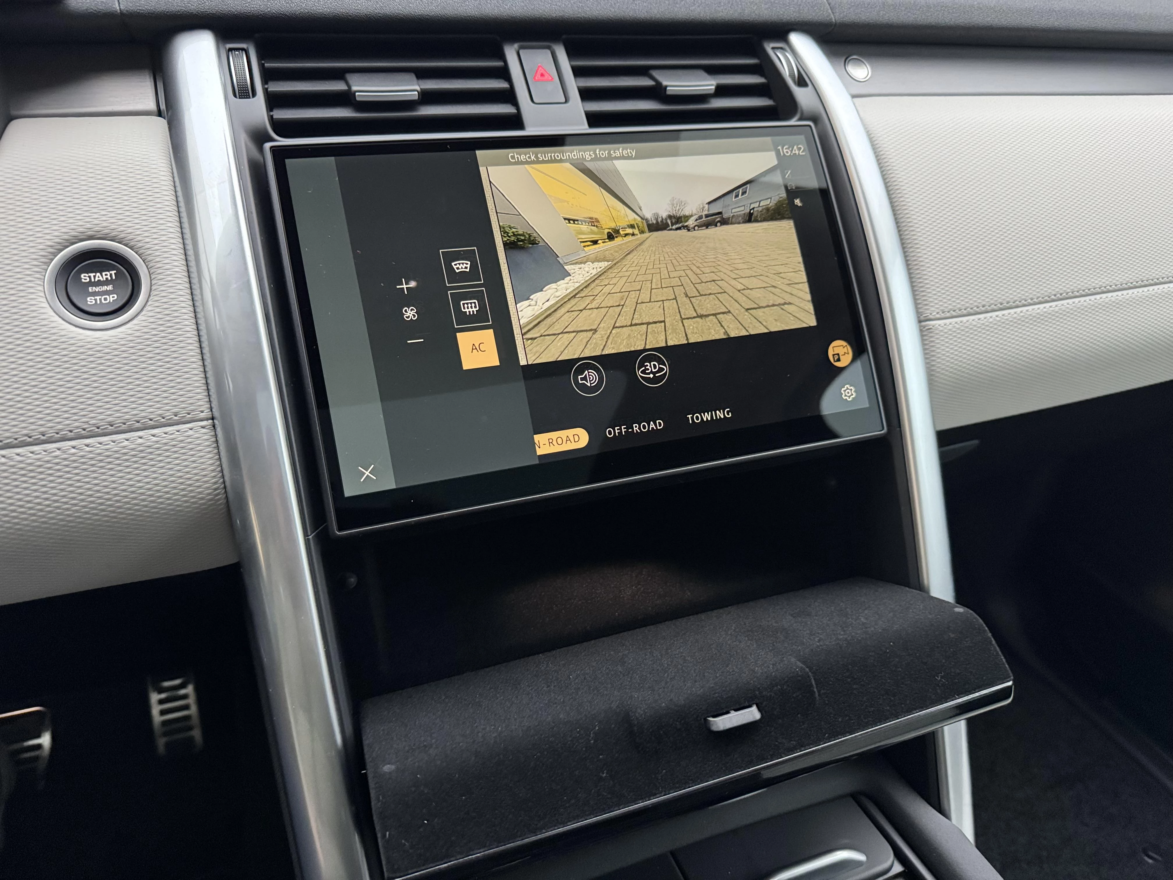 Land Rover-Discovery-image-18