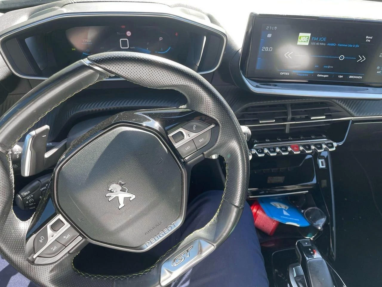 Peugeot 2008 1.5 BlueHDi 96kW S&S EAT8 GT