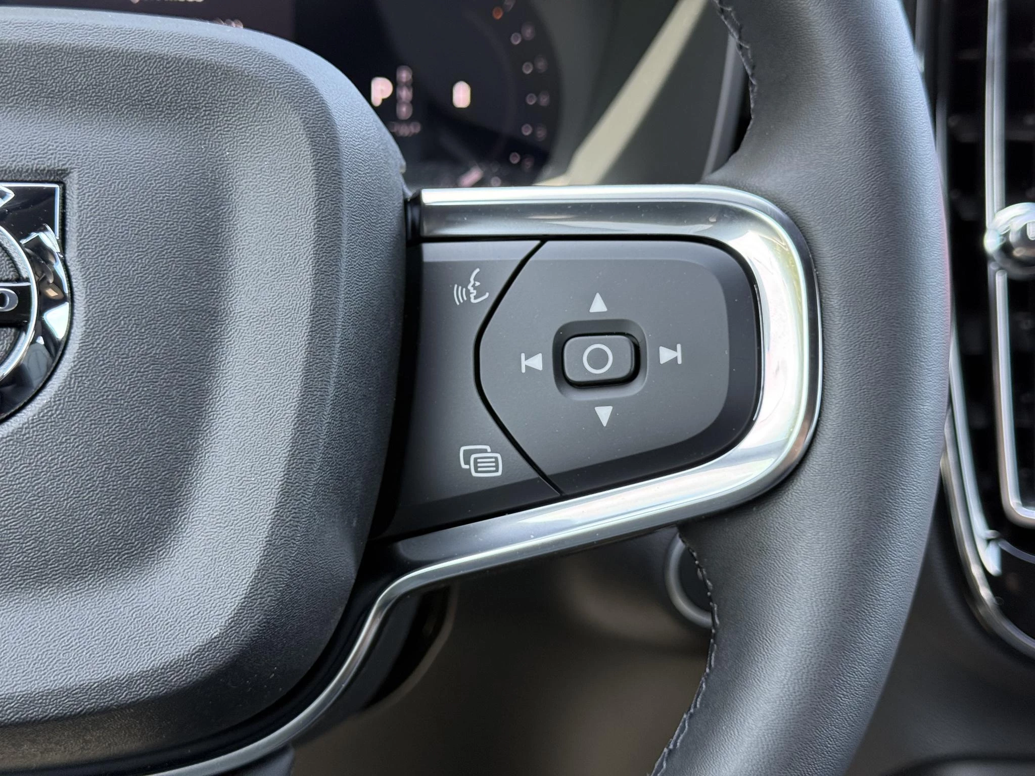 Volvo XC40 2.0 B4 Business Edition